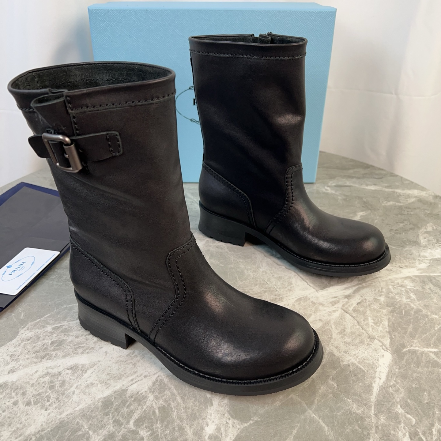 NO:480006,The latest model of P-home imported vegetable-tanned cowhide, silk cowhide, matted silk cowhide, original craft rubber sole, original packaging size: 35-42 (customized for 41.42), boots, boots, cowhide19860909P家最新款 面进口植鞣牛皮 里丝绸牛皮 垫丝绸牛皮 底原版工艺橡胶大底 原版包装 size:35-42（41.42定制）,靴子,boots,cowhide,Women's Shoes