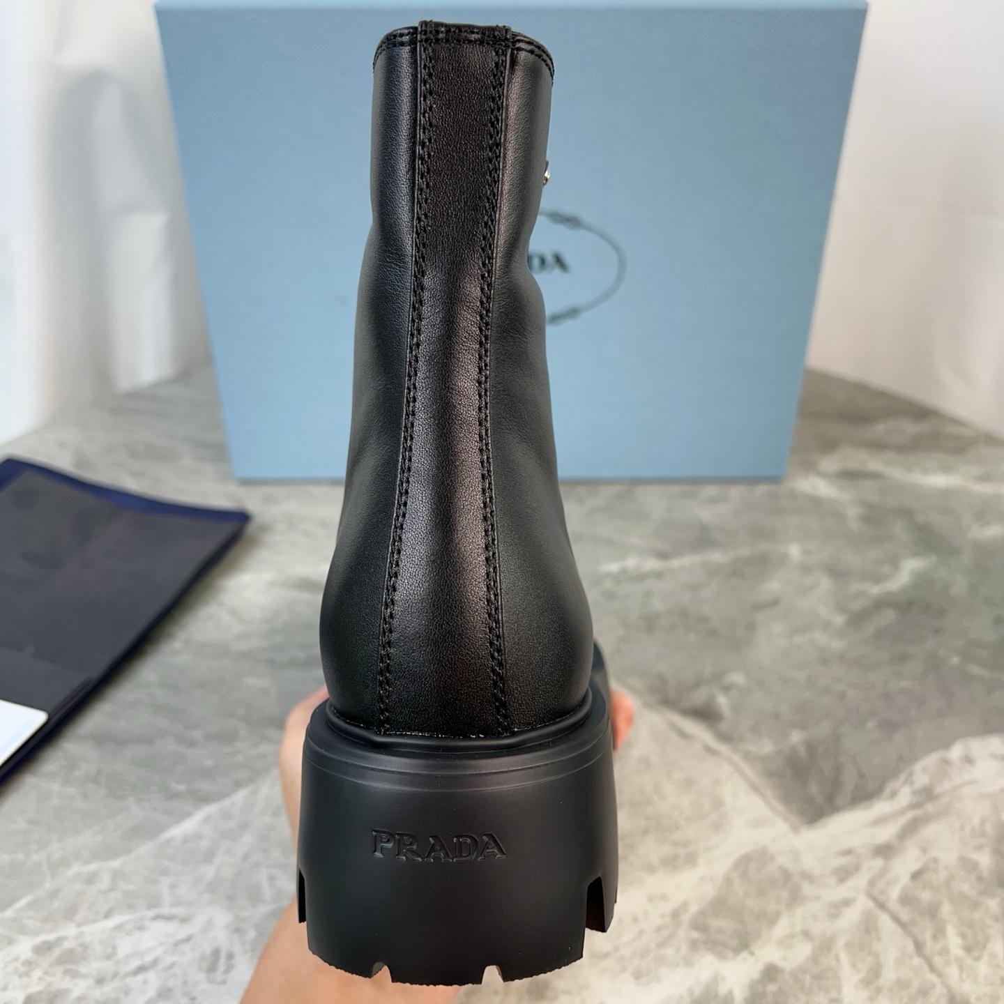 盟可睐 Moncler 高定典藏经典高奢皮具手袋托特包斜挎包女包 #5E7D5C21 7