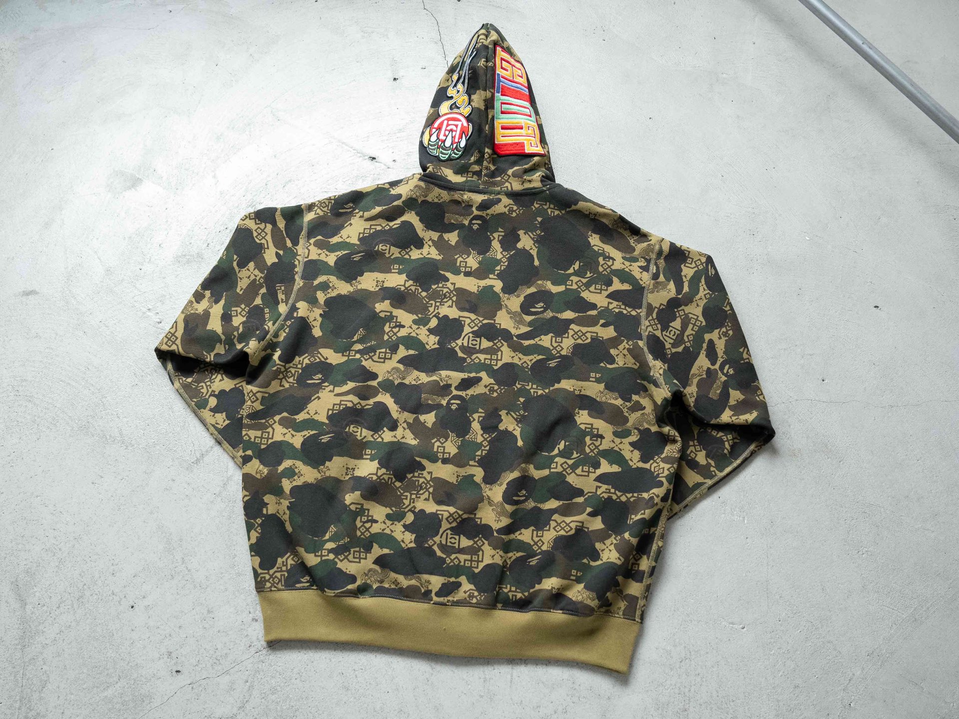 Abbigliamento Bape X CLOT SS25 Logo — photo 3