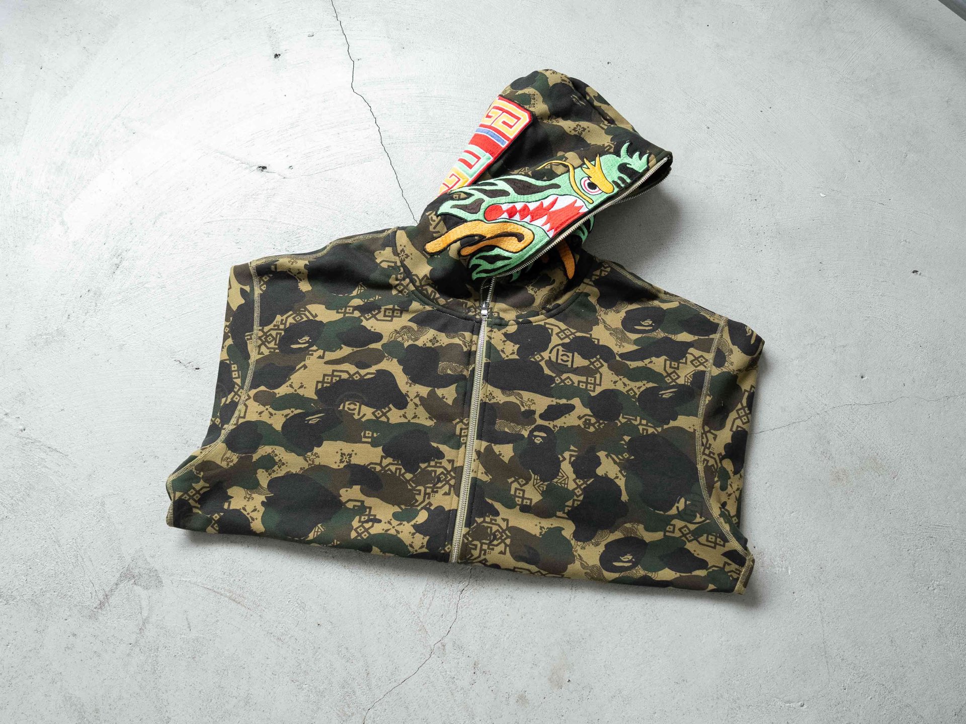 Abbigliamento Bape X CLOT SS25 Logo — photo 9