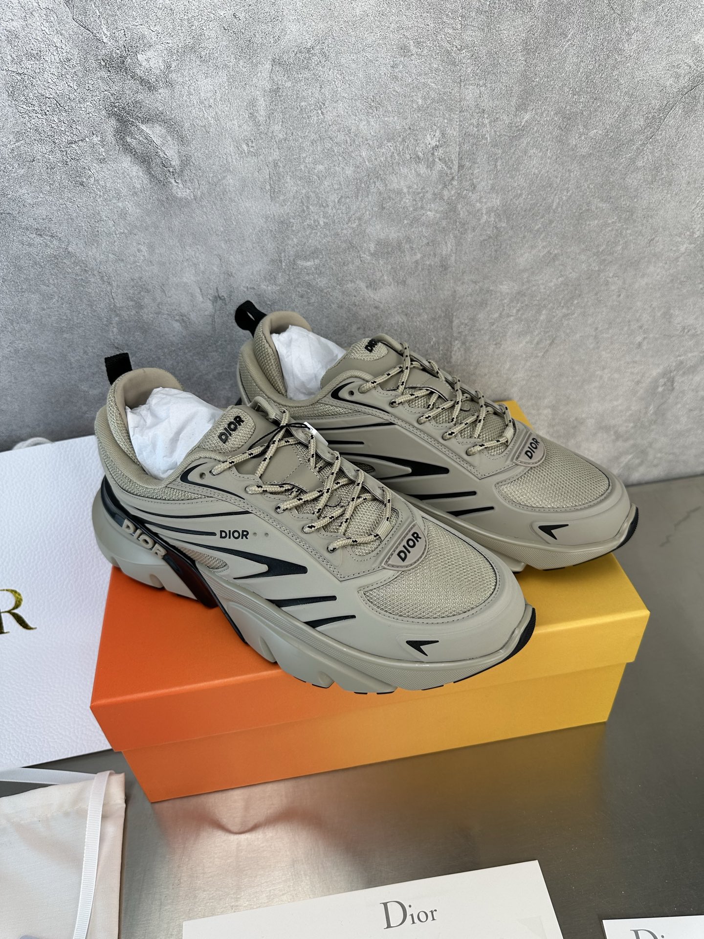 Dior B44 Blade Men's and Women's Sneakers 3 i1740152202798 1177 0 1