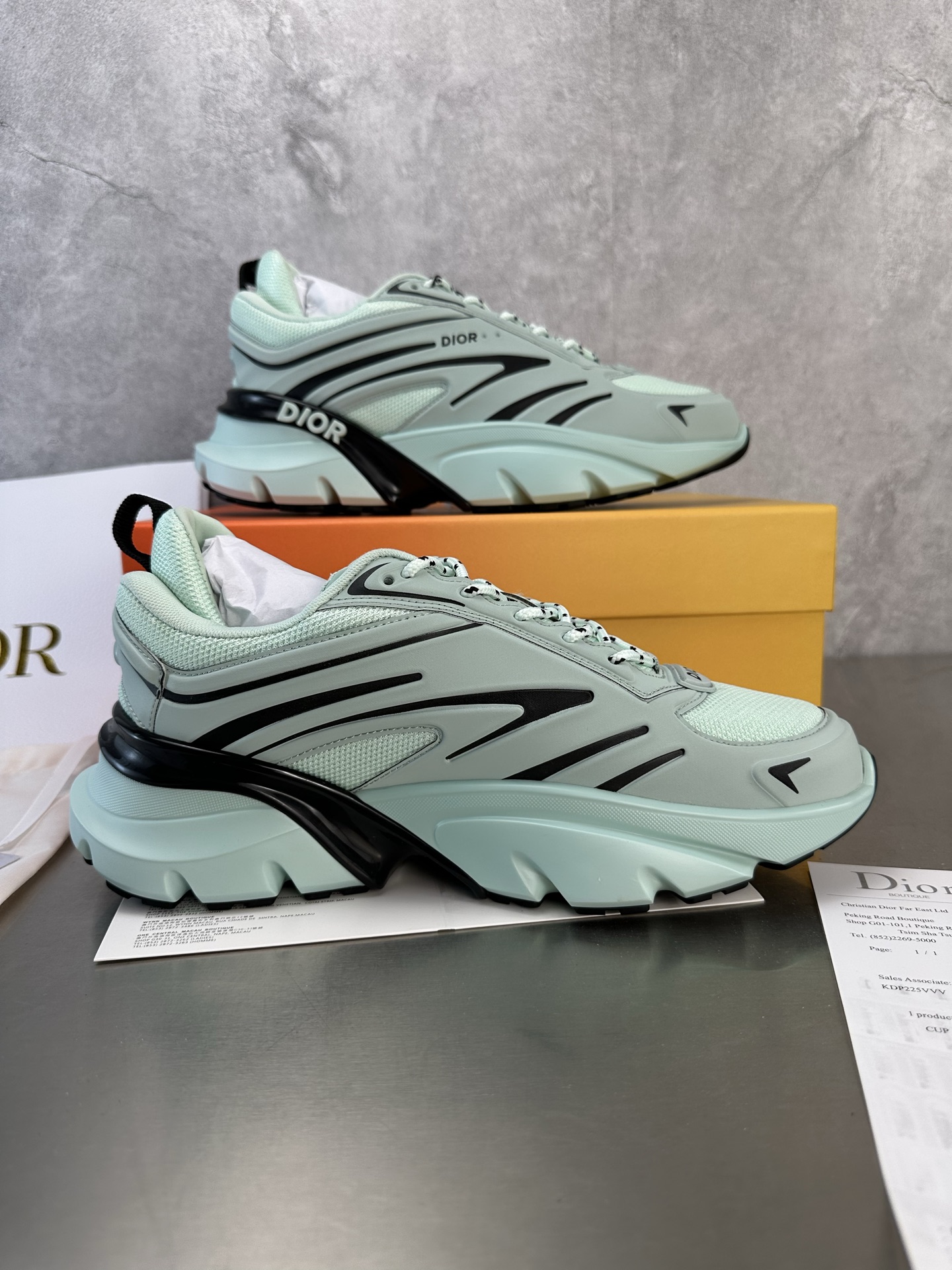 Dior B44 Blade Sneakers: Couple Style, Inspired by Lewis Hamilton 4 i1740152443492 4191 0 2