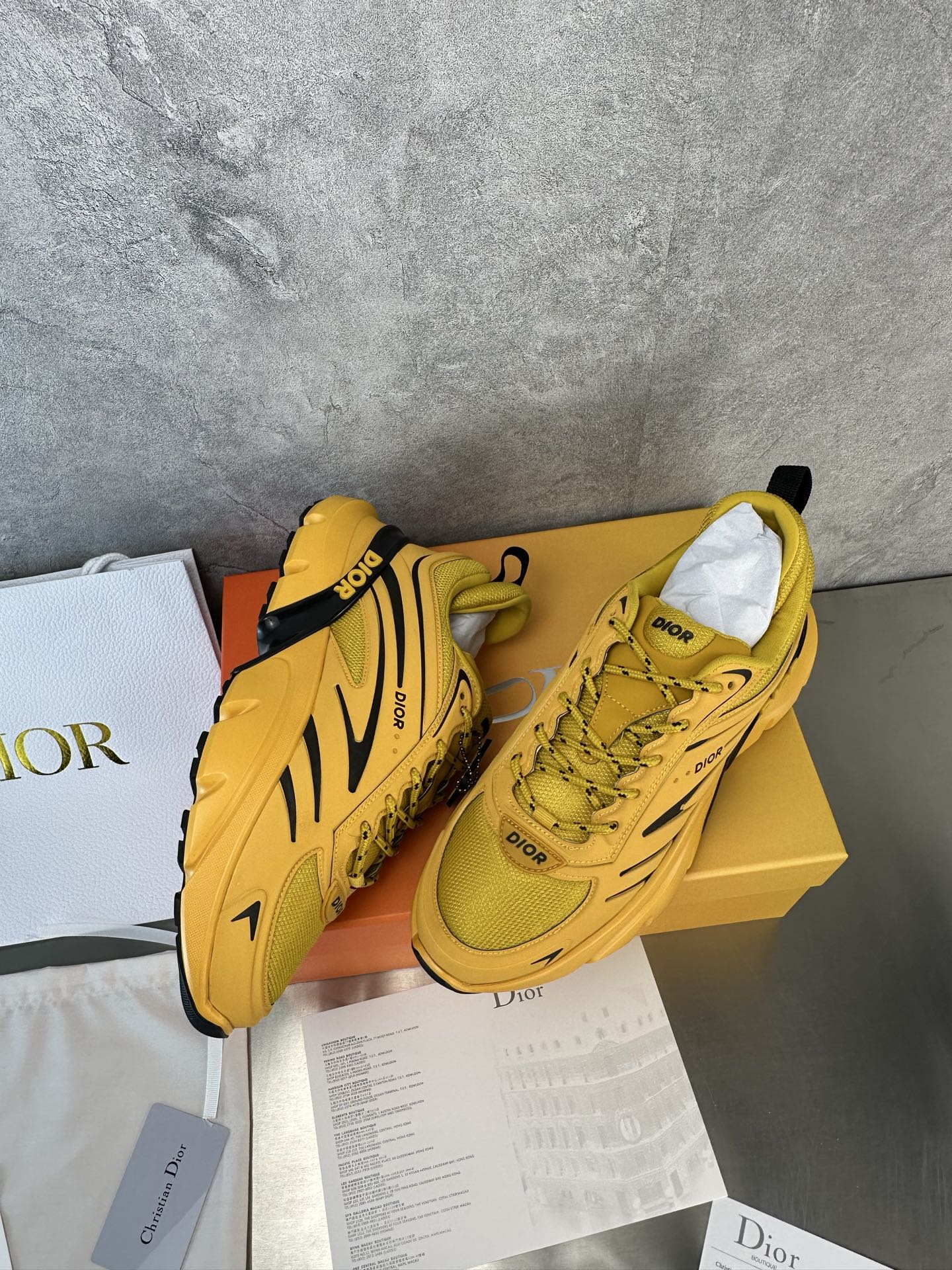 Dior B44 Blade Sneakers: Couple's Style, Inspired by Lewis Hamilton Collection 9 i1740152505936 8774 0 7