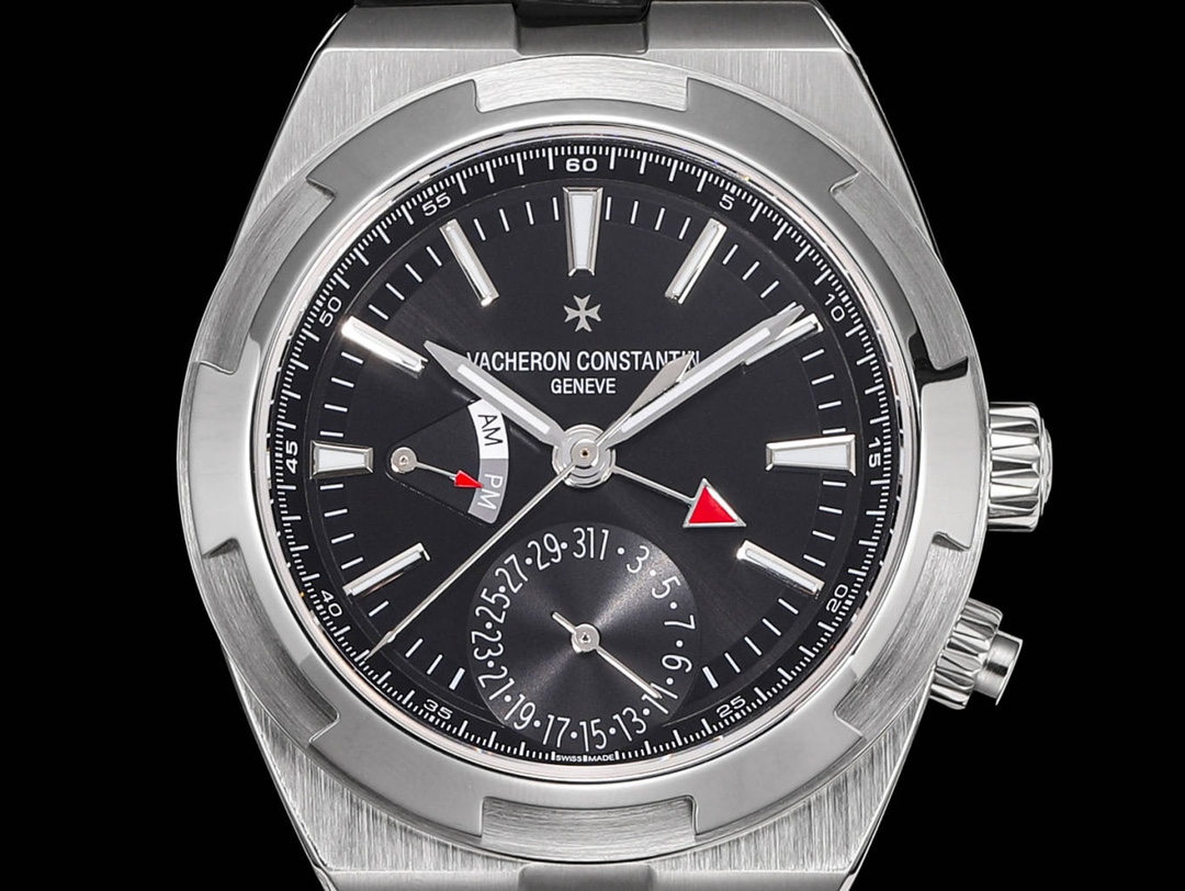 江家&mdash;&ldquo;继续&rdquo;纵横四海系列7920v/210A-B334等7900v家族款
功能：日期、双时区、时间
机芯：复刻自动机械5110DT机芯
材质：采用904L精钢打造再次成为焦点
尺寸：41mm
表带：快拆钢头，更换简单
所谓上得了厅堂，下得了厨房，守得住寂寞，创得了辉煌。多色盘选，并有三种不同风格完美搭配（钢带百搭）（牛皮可正装）（橡胶带运动）