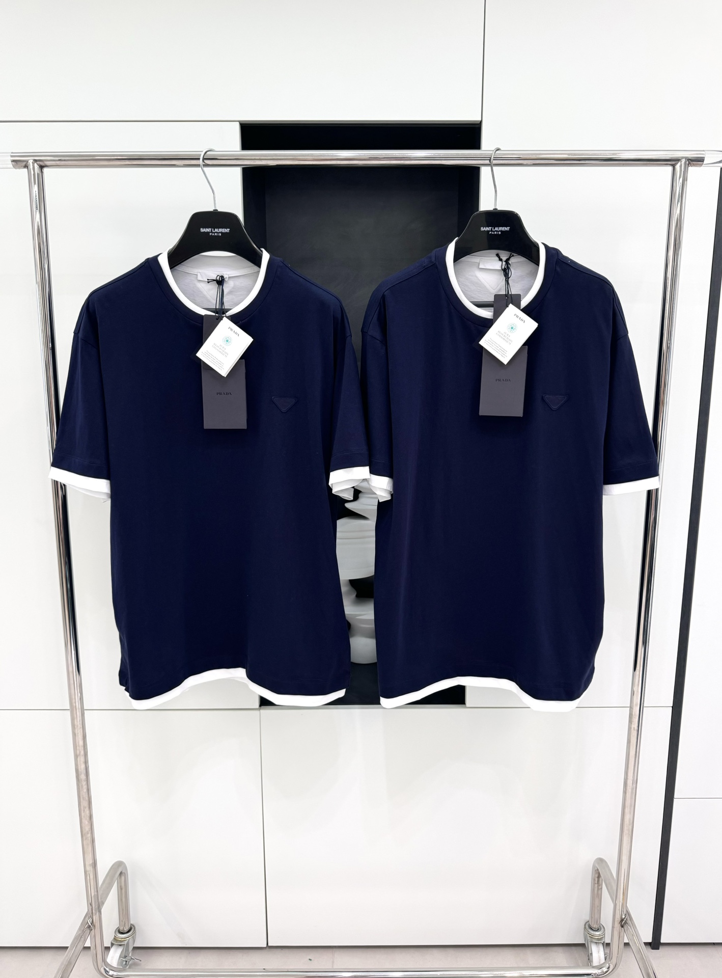 프라다 남성 반팔 24FW 50740
