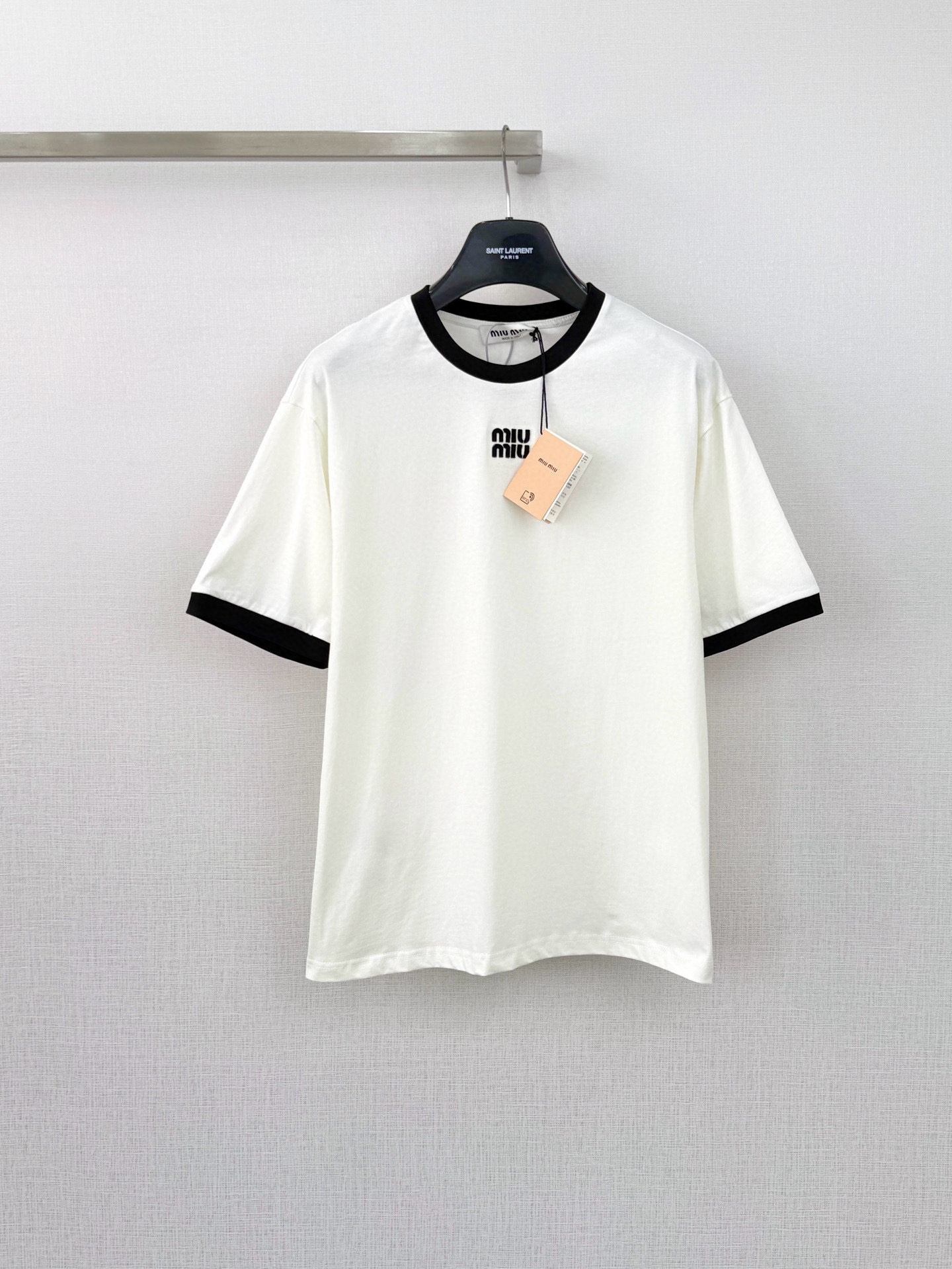 미우미우 여성 자수 크루넥 반팔 티셔츠 레플리카 11624 Miu Miu Women T Shirt