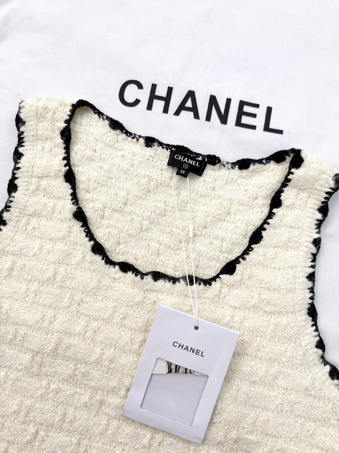 샤넬 여성 반팔 136539 Chanel T Shirt 썸네일 이미지