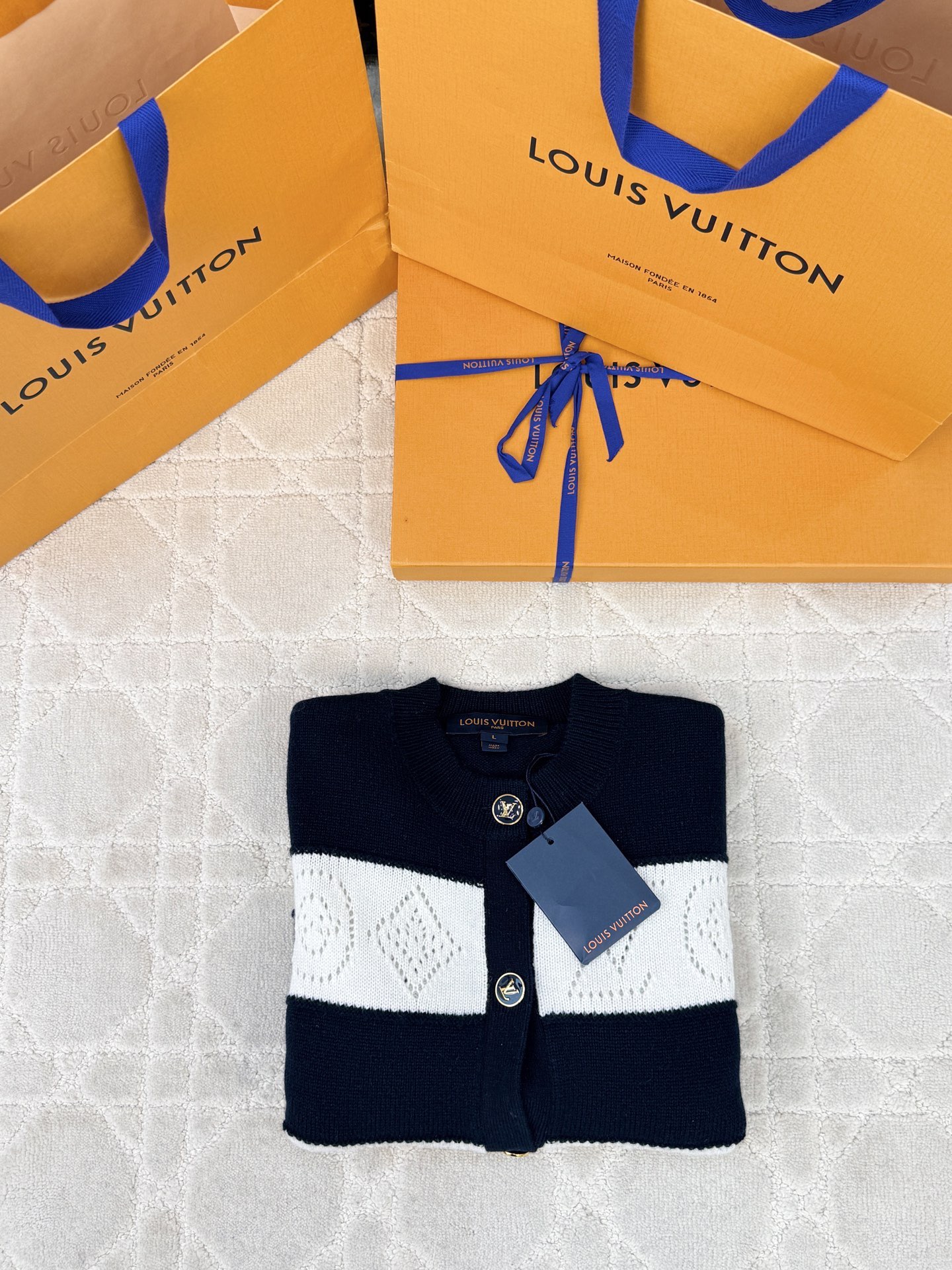 루이비통 여성 가디건 136532 Louis Vuitton Cardigan 썸네일 이미지