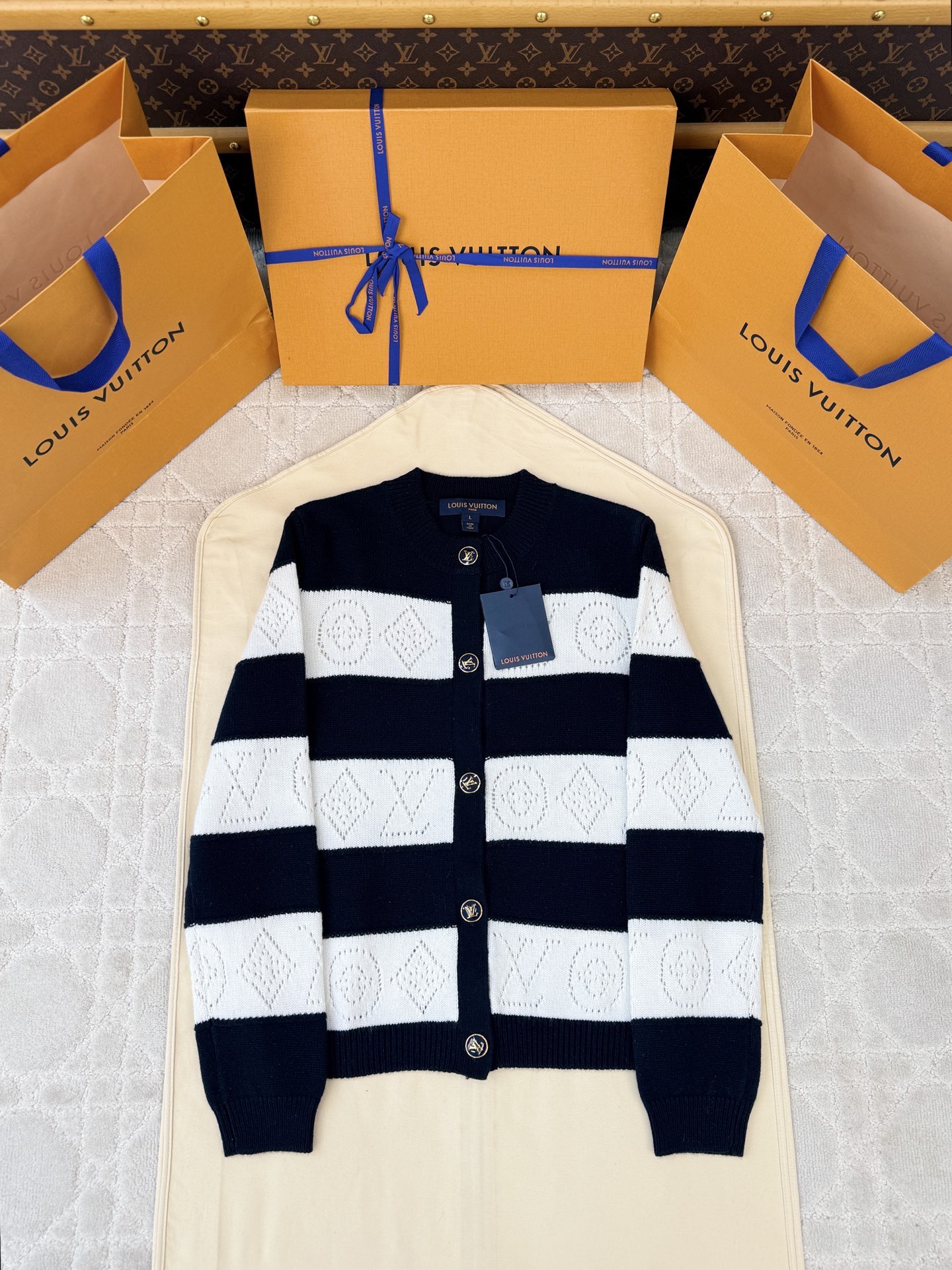 루이비통 여성 가디건 136532 Louis Vuitton Cardigan