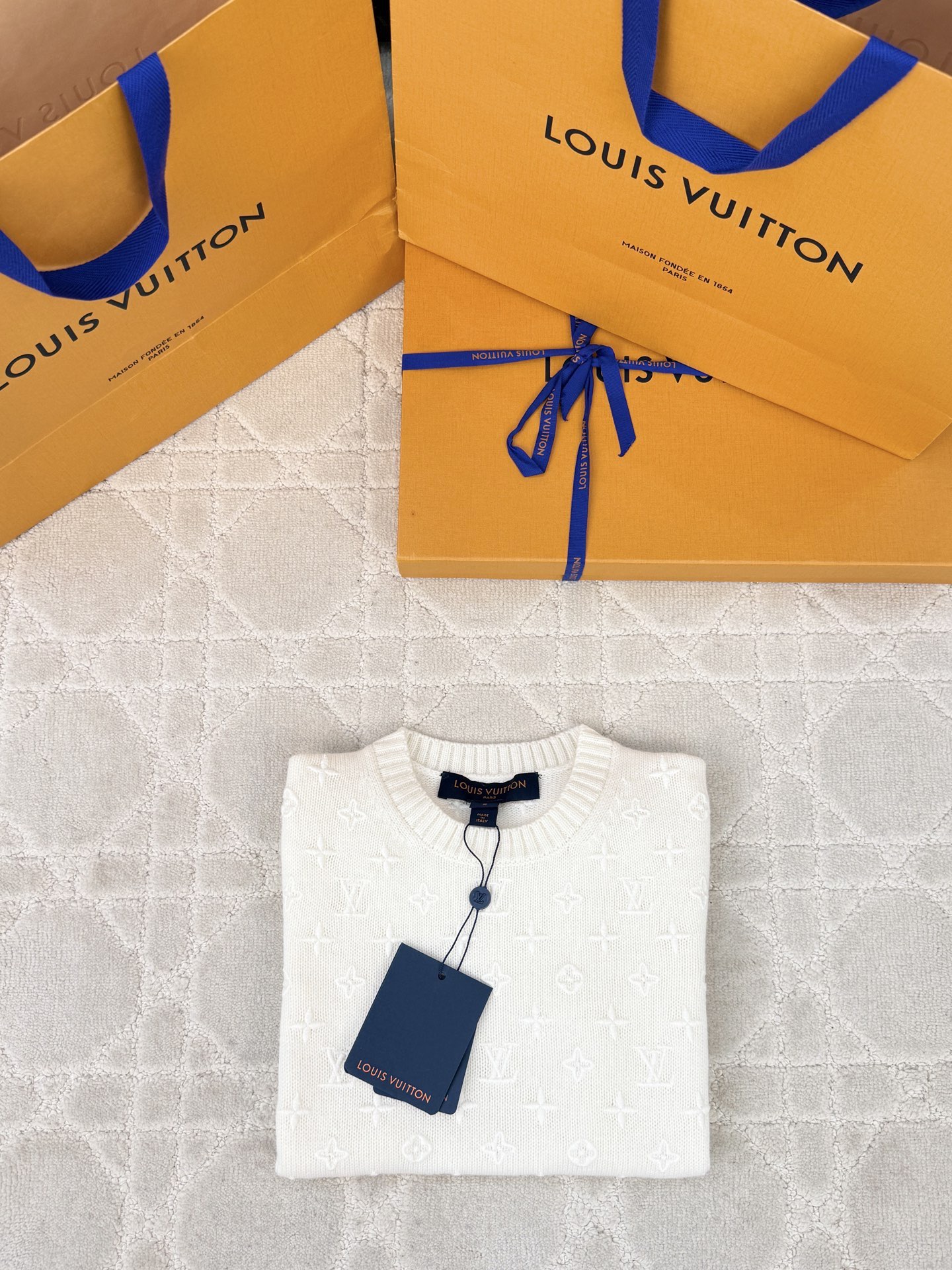 루이비통 여성 반팔 136533 Louis Vuitton T Shirt 썸네일 이미지