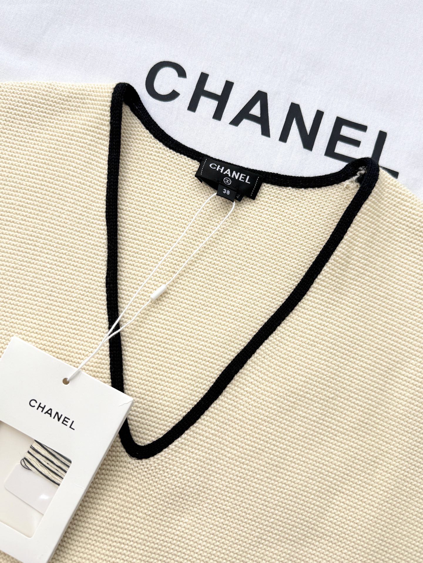 샤넬 여성 반팔 136526 Chanel T Shirt 썸네일 이미지