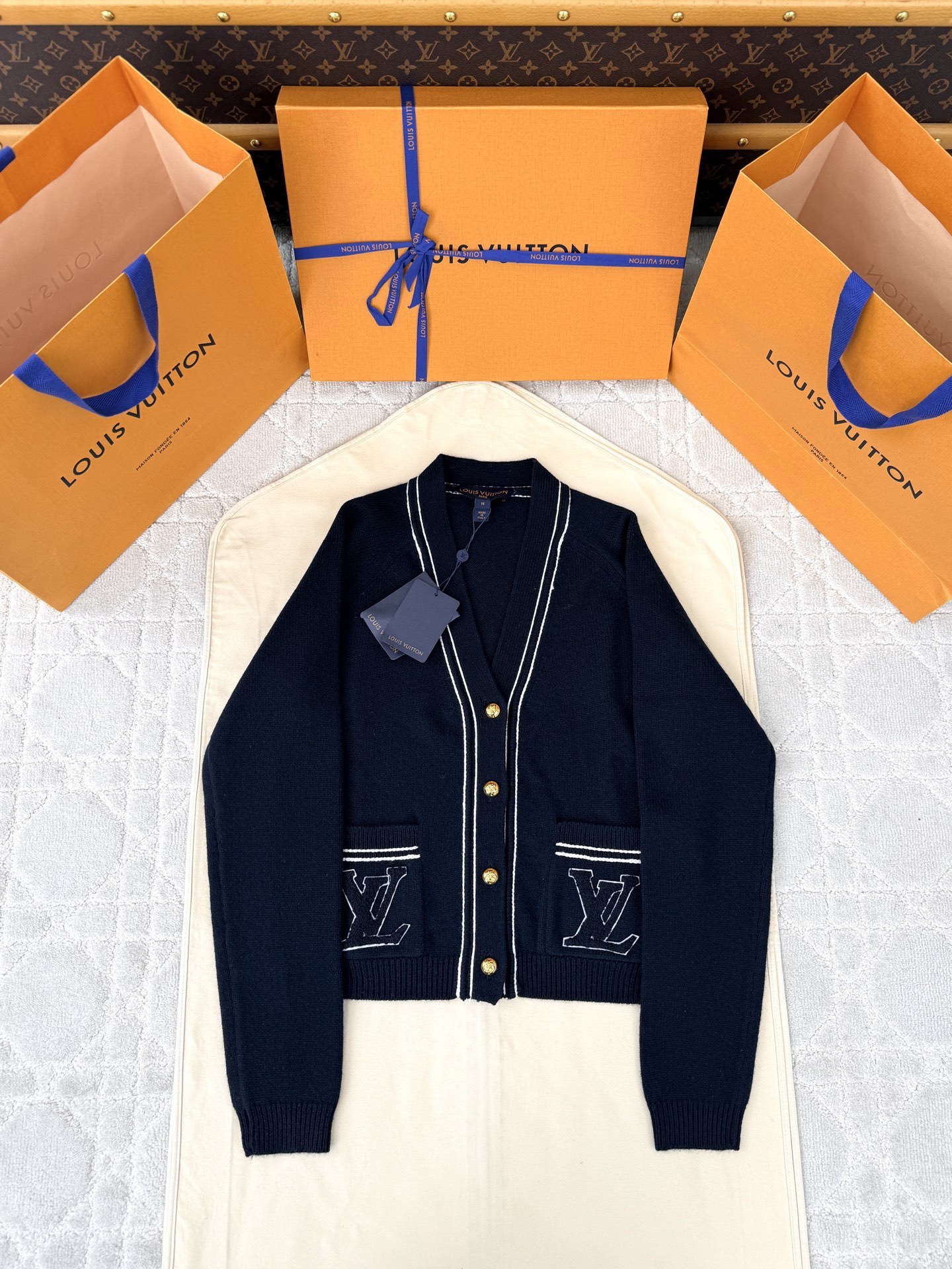 루이비통 여성 가디건 136521 Louis Vuitton Cardigan