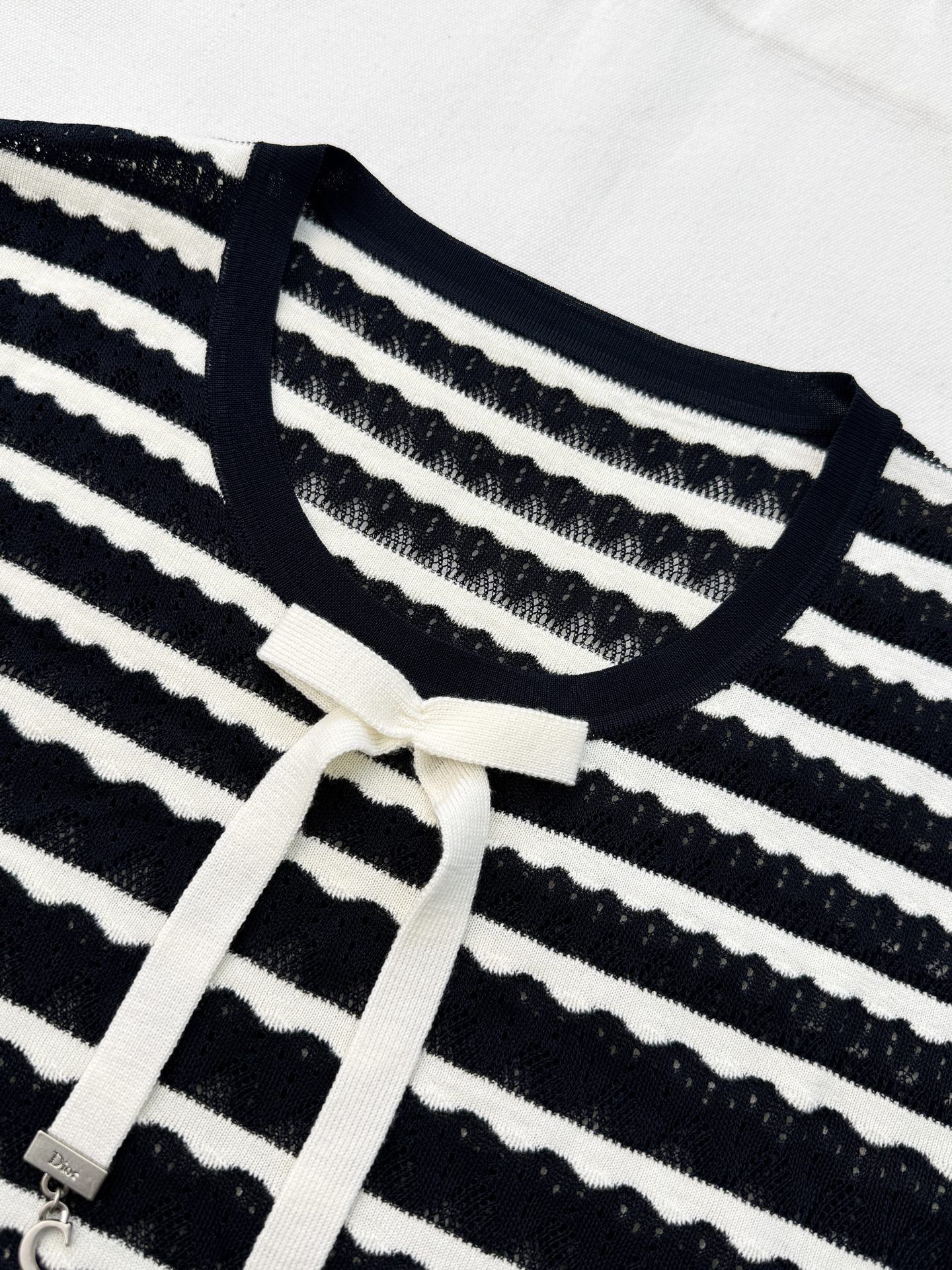 디올 여성 반팔 136522 Dior T Shirt 썸네일 이미지