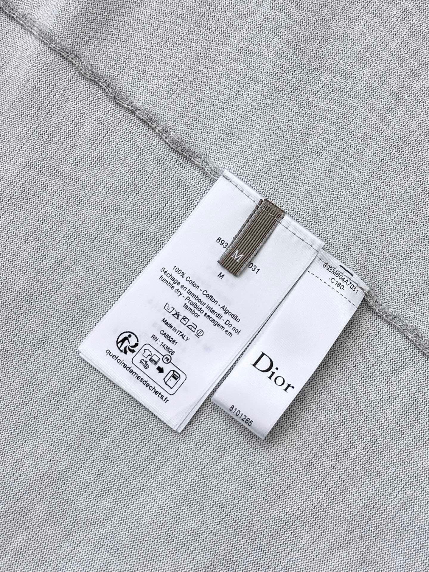 디올 남성 반팔 132958 Dior T Shirt 썸네일 이미지
