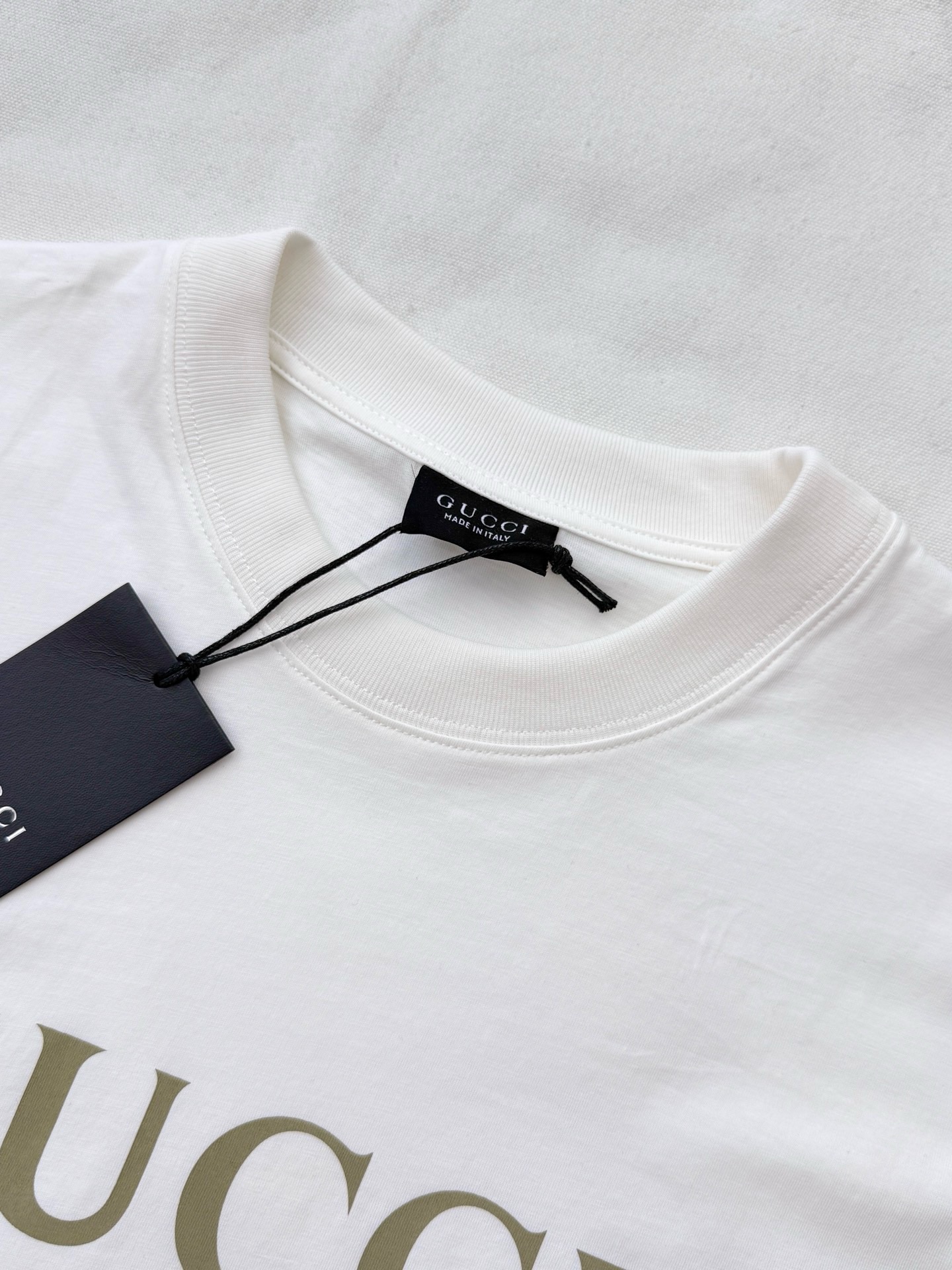 구찌 남성 반팔 132956 Gucci T Shirt 썸네일 이미지