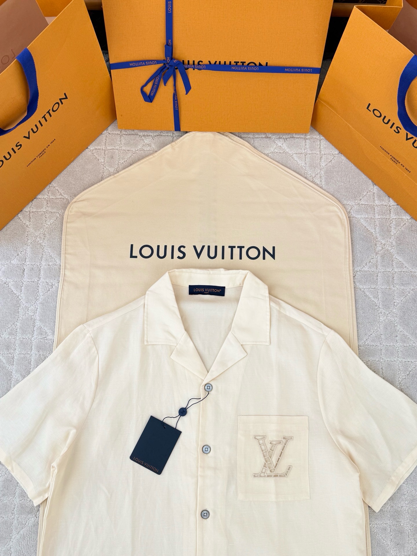 루이비통 남성 반팔 132961 Louis Vuitton T Shirt 썸네일 이미지