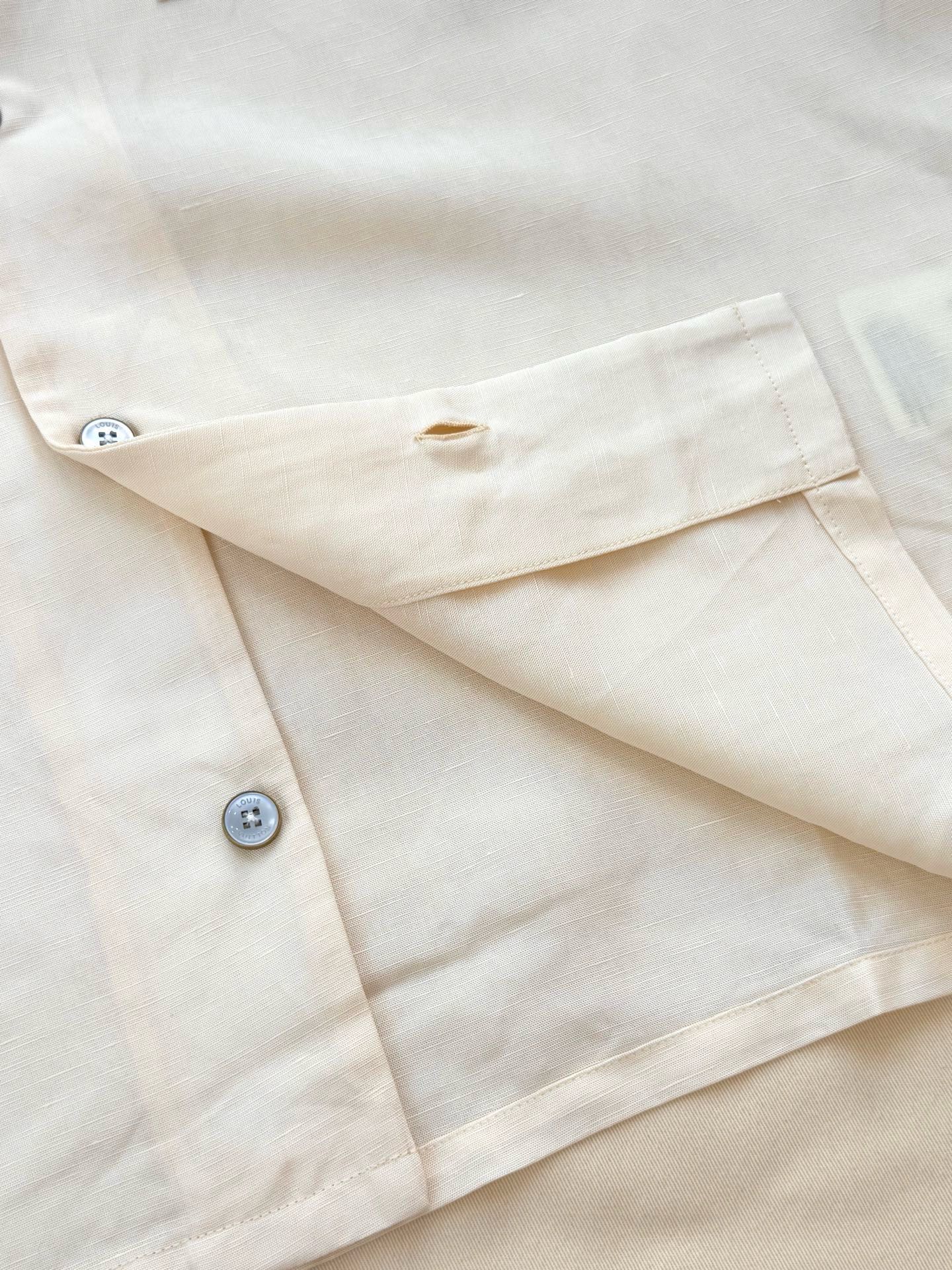 루이비통 남성 반팔 132961 Louis Vuitton T Shirt 썸네일 이미지