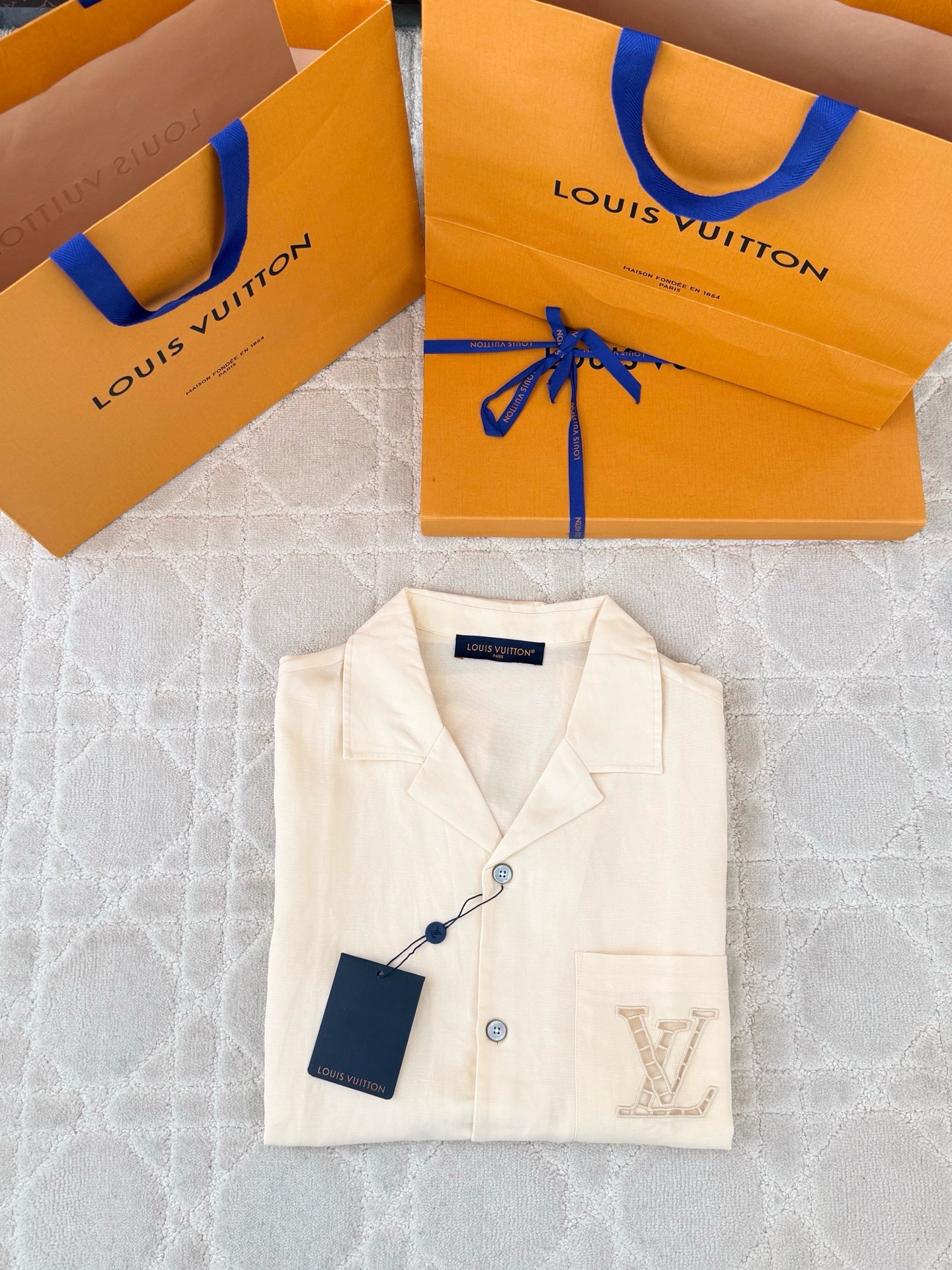 루이비통 남성 반팔 132961 Louis Vuitton T Shirt 썸네일 이미지