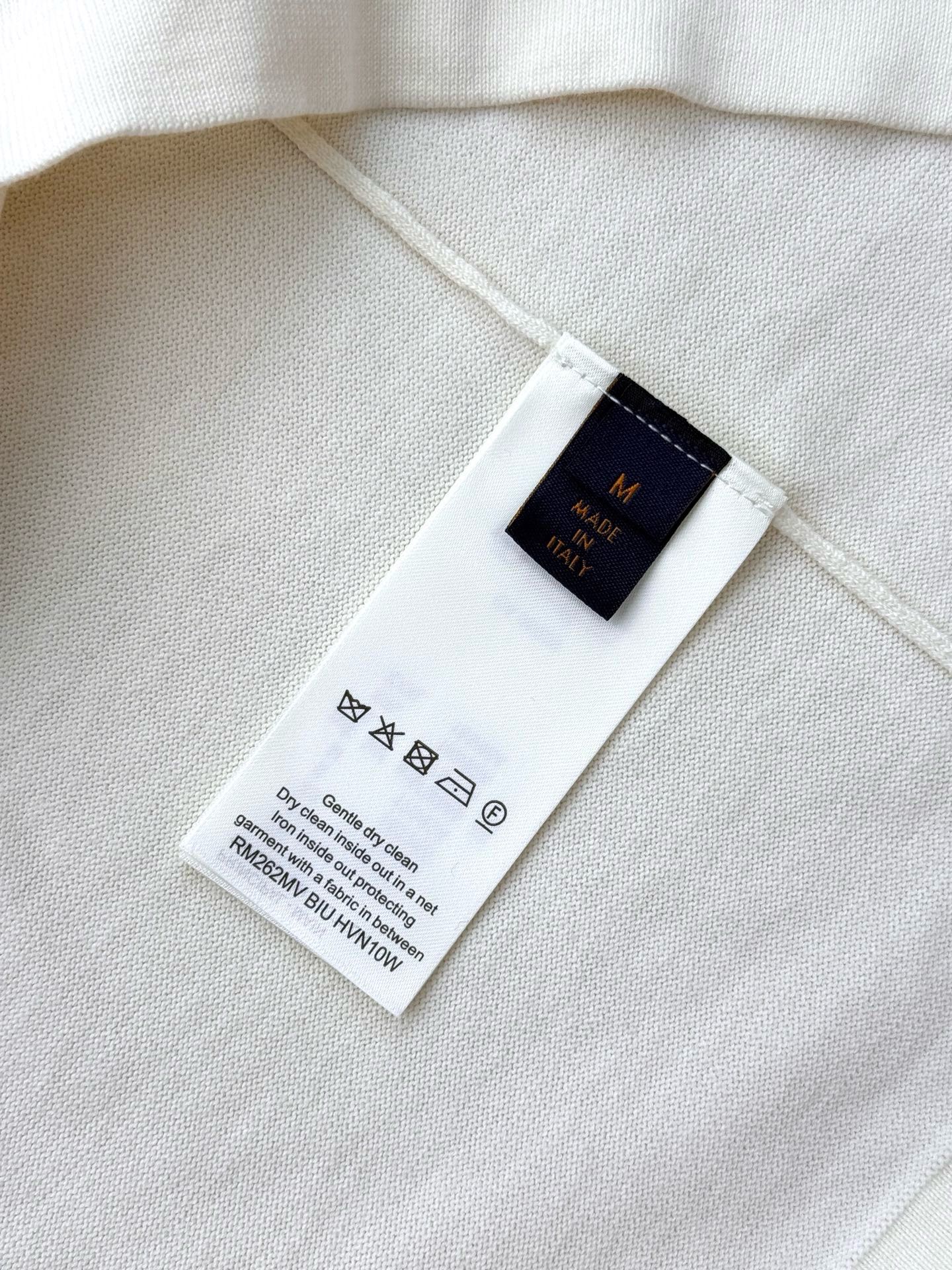 루이비통 남성 반팔 132960 Louis Vuitton T Shirt 썸네일 이미지