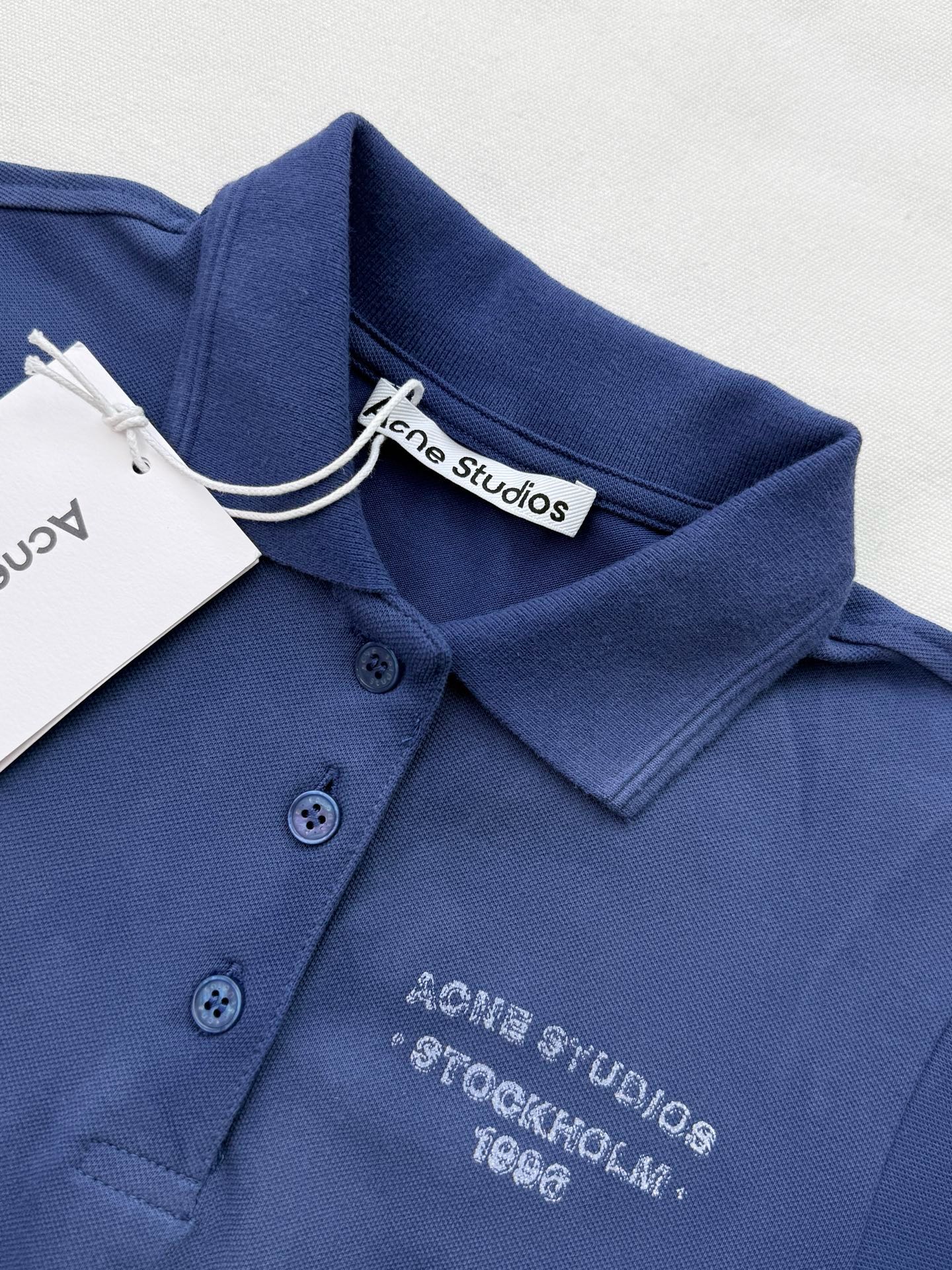 아크네스튜디오 여성 반팔 132933 Acne Studios T Shirt 썸네일 이미지