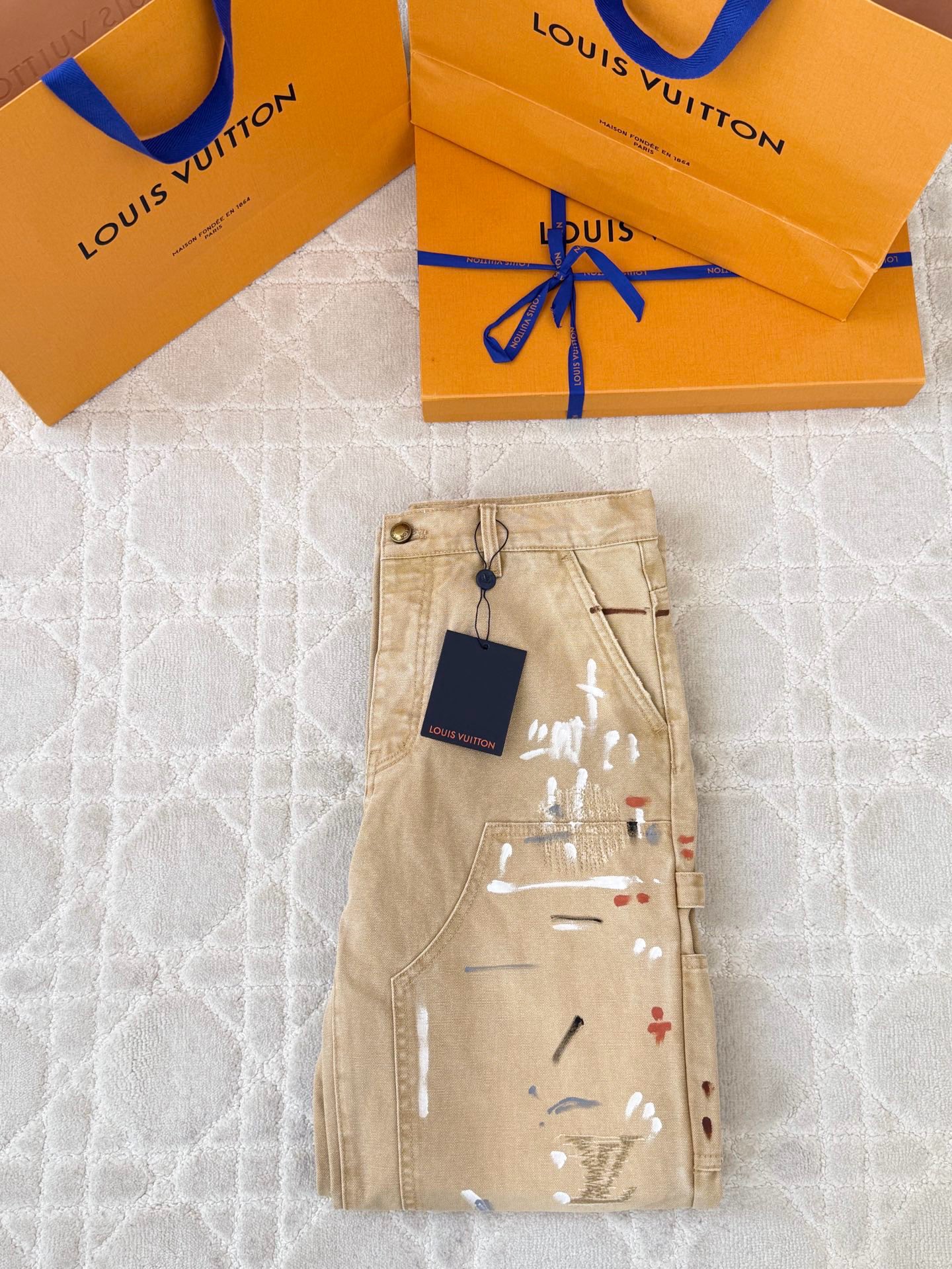 루이비통 26SS 남성 바지 132910 Louis Vuitton Pants 썸네일 이미지