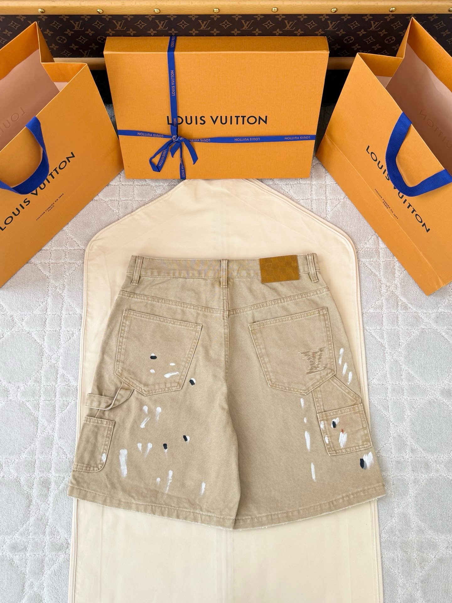 루이비통 26SS 남성 반바지 132909 Louis Vuitton Shorts 썸네일 이미지
