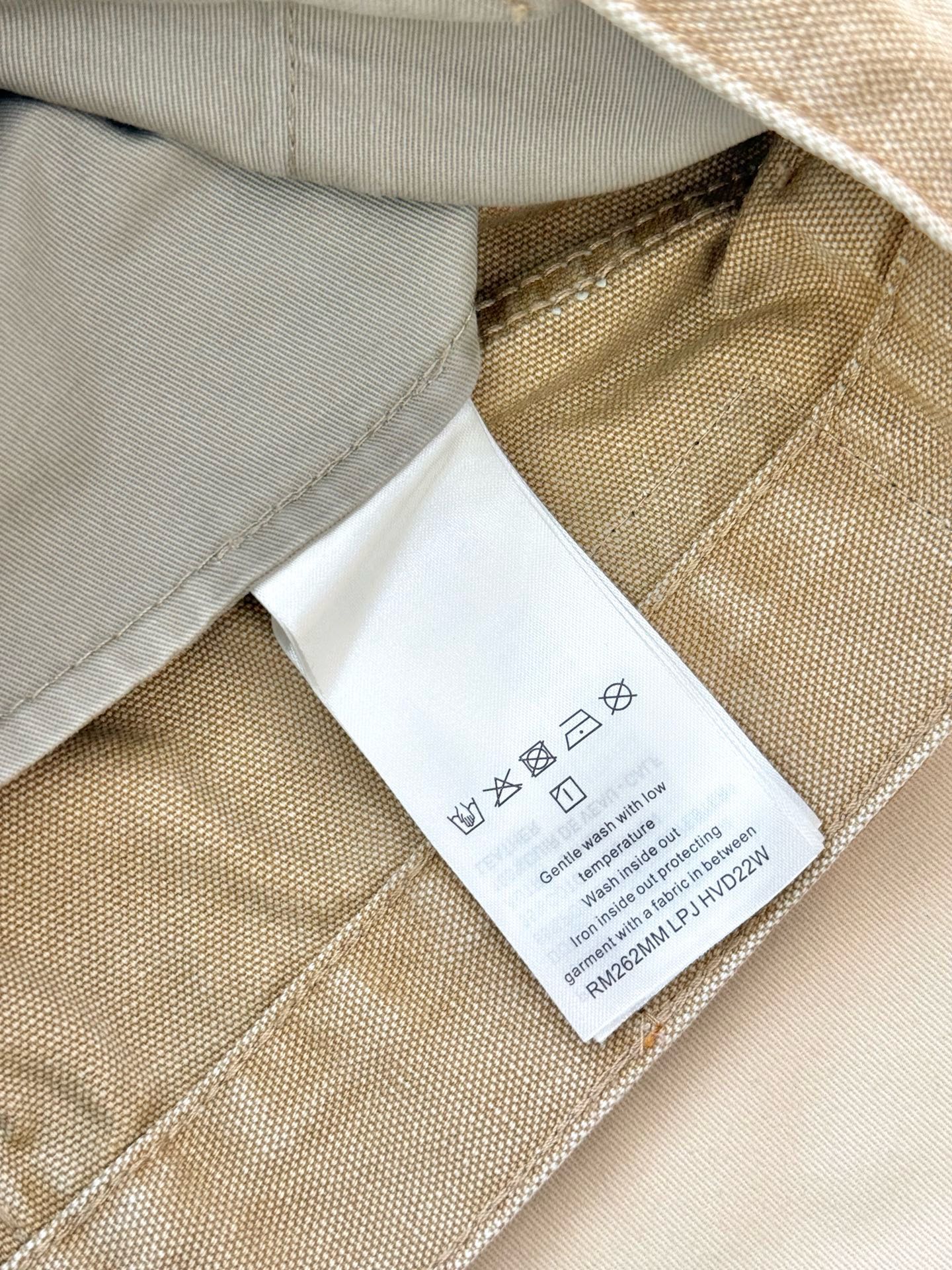 루이비통 26SS 남성 반바지 132909 Louis Vuitton Shorts 썸네일 이미지