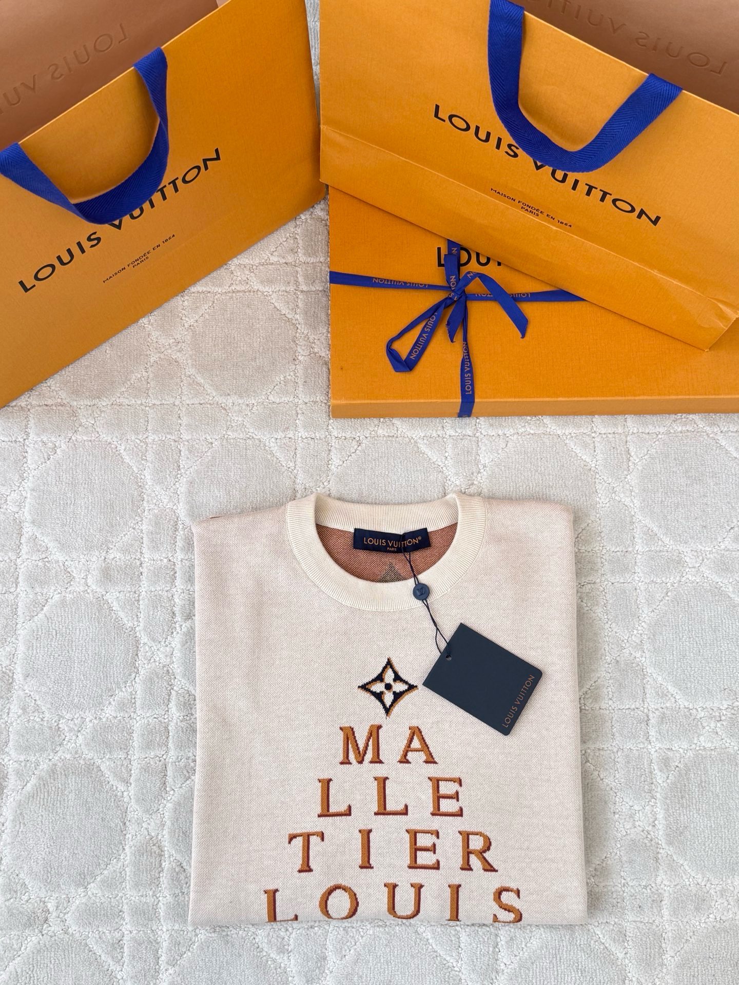 루이비통 남성 반팔 132911 Louis Vuitton T Shirt 썸네일 이미지