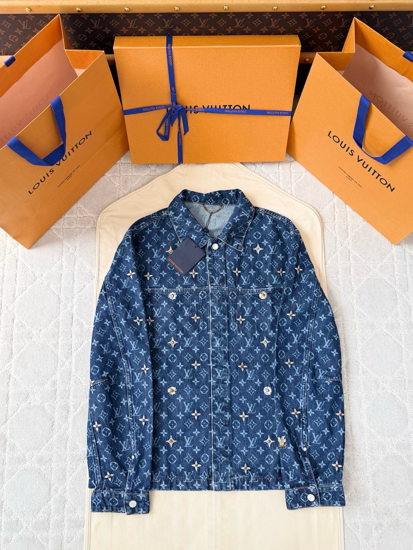 루이비통 여성 셔츠 142707 Louis Vuitton Shirt