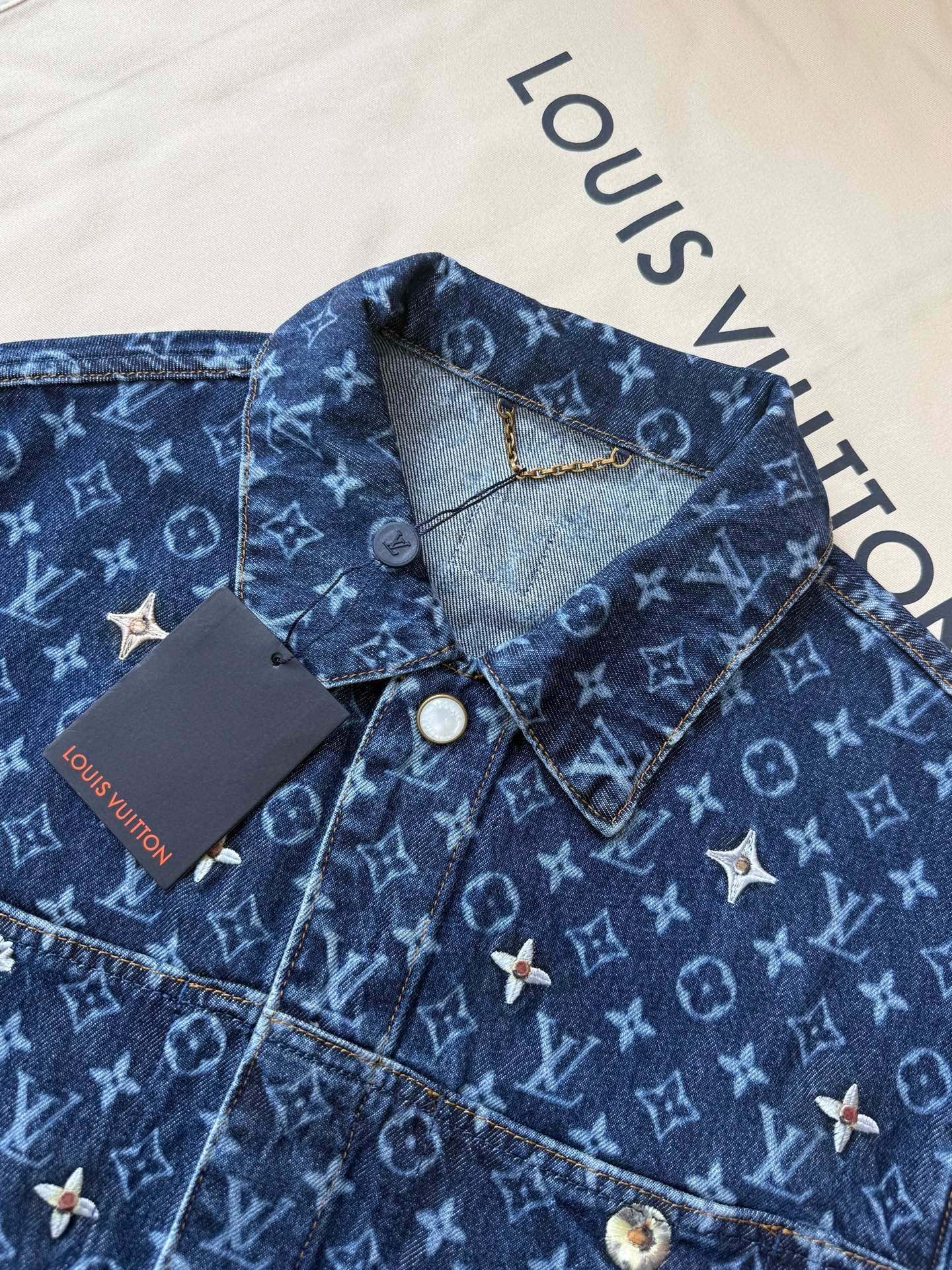 루이비통 여성 셔츠 142707 Louis Vuitton Shirt 상세 이미지 5