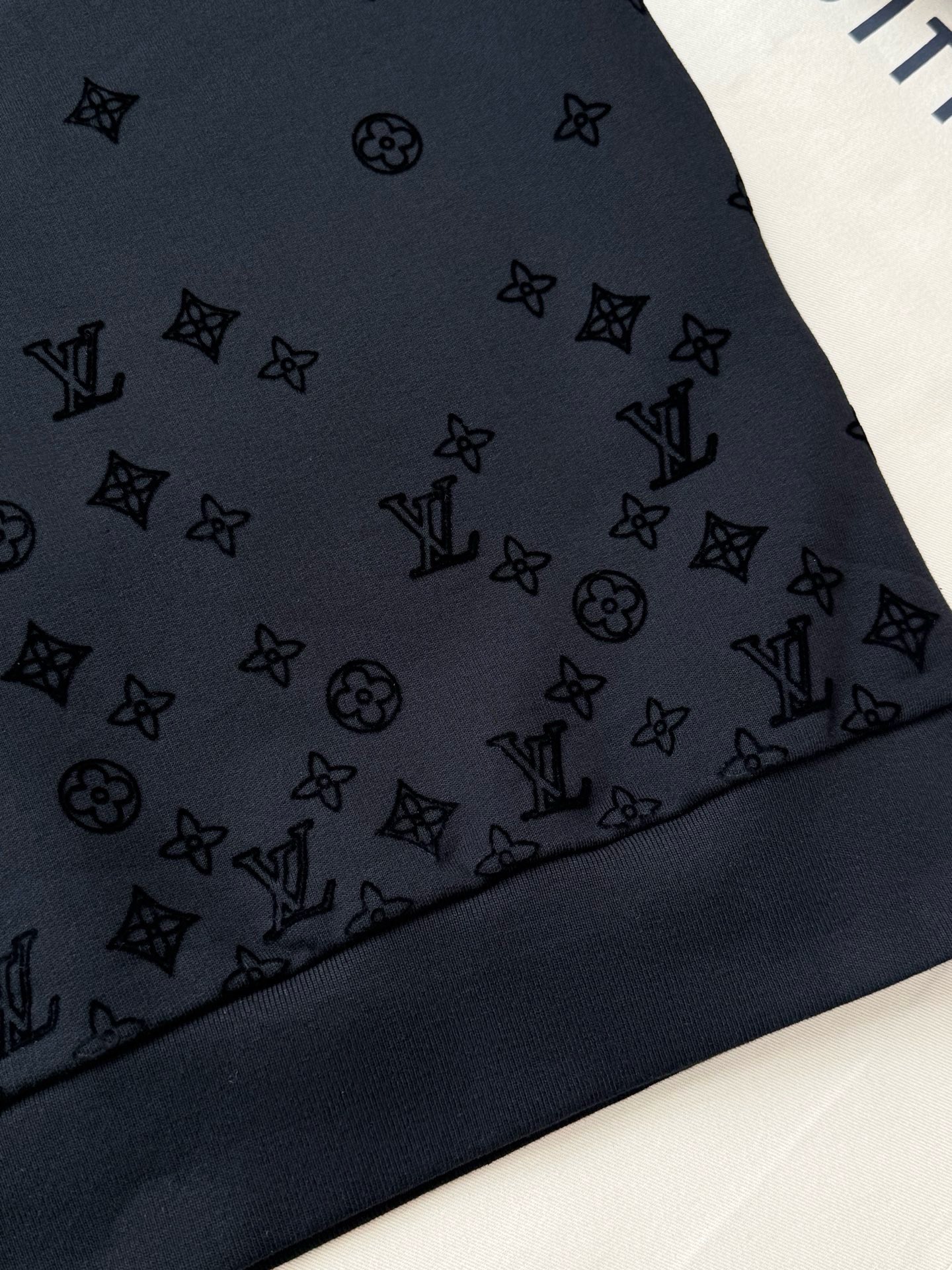 루이비통 여성 니트 142704 Louis Vuitton Knit 상세 이미지 6