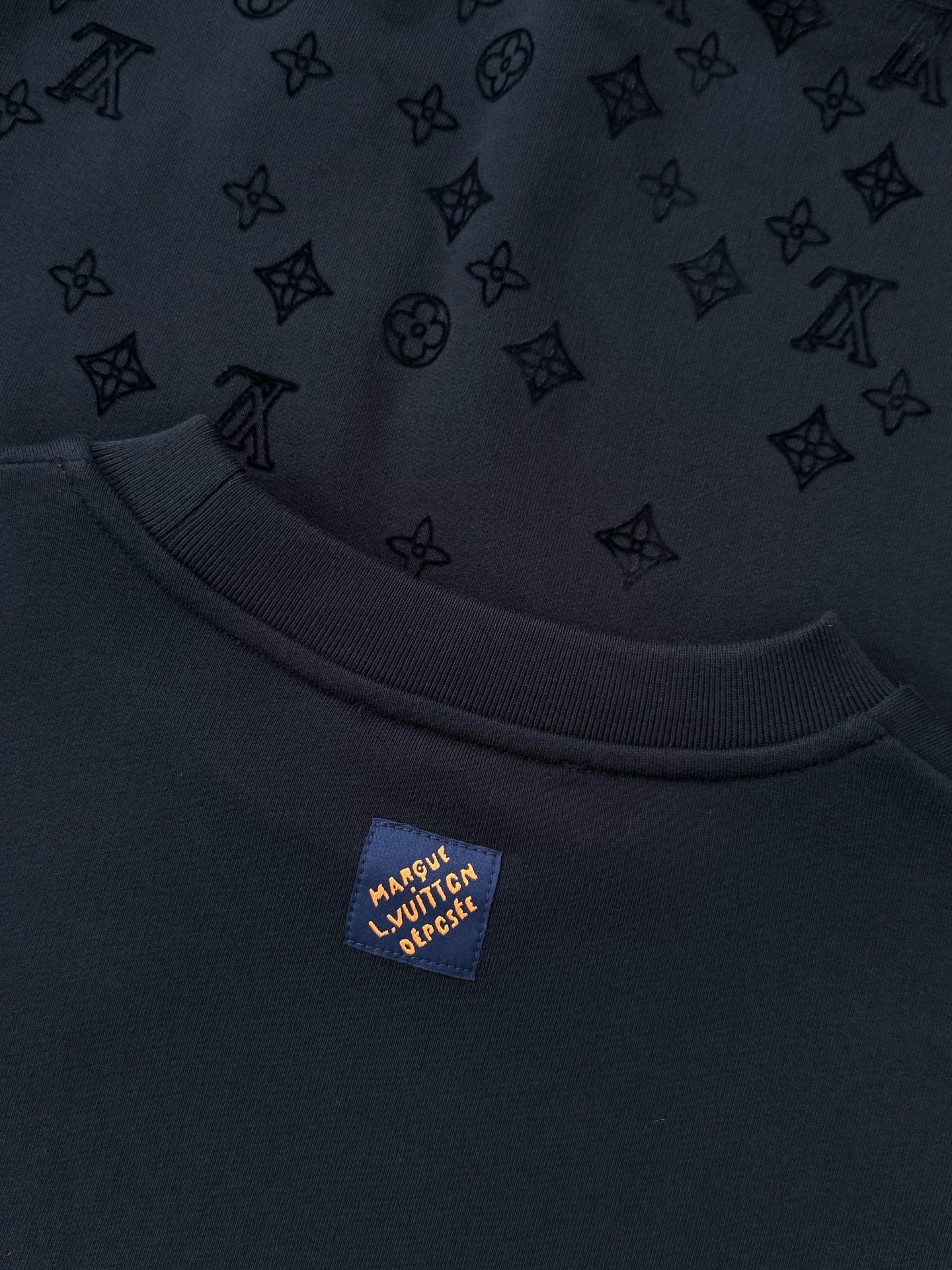 루이비통 여성 니트 142704 Louis Vuitton Knit 상세 이미지 8