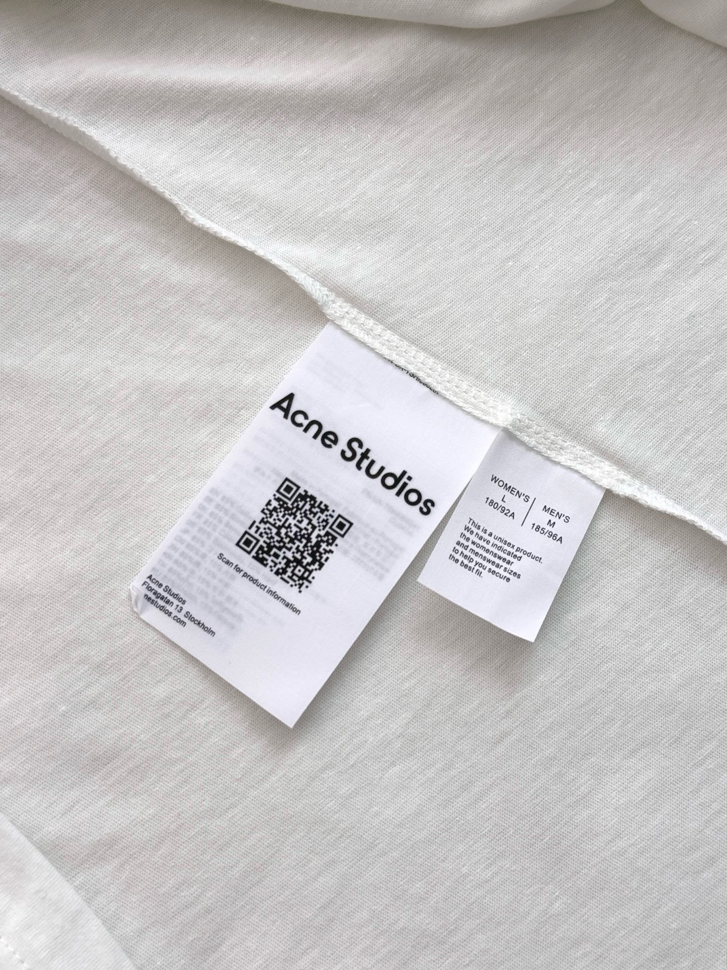 아크네스튜디오 여성 반팔 154944 Acne Studios T Shirt 상세 이미지 9