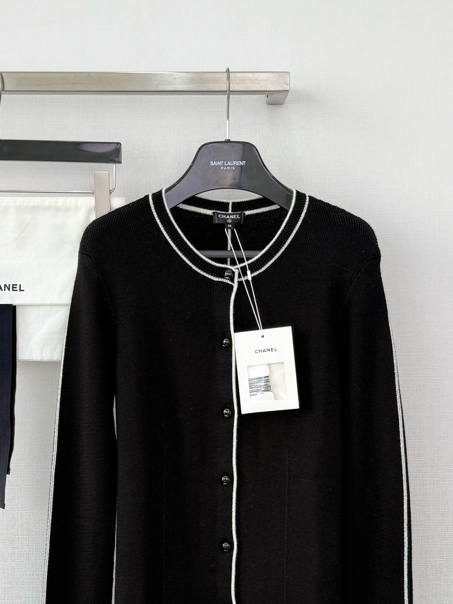 샤넬 여성 가디건 154933 Chanel Cardigan 상세 이미지 3