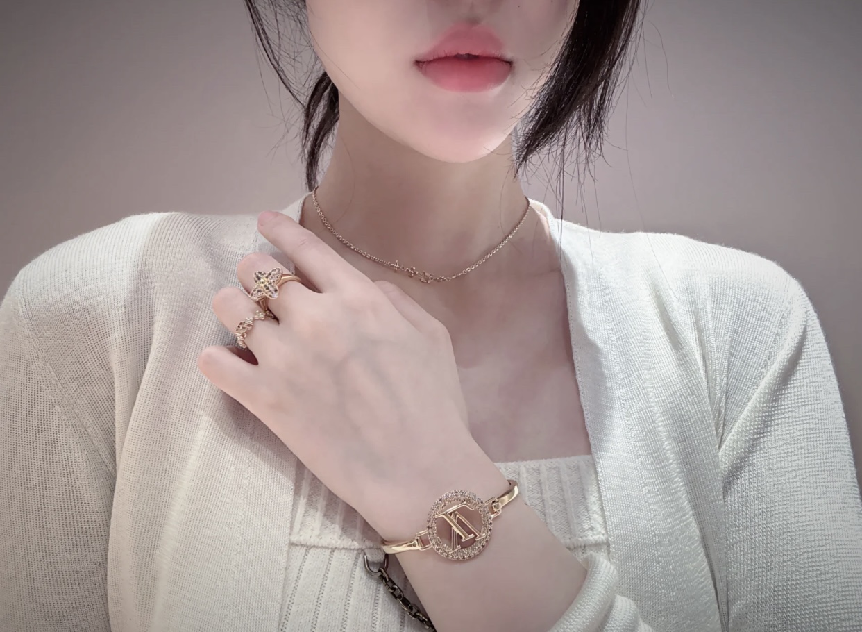 NO:816367,Hands-on pictures, Cardia high-end jewelry19860909上手图,,卡迪亚高端饰品,Jewelry