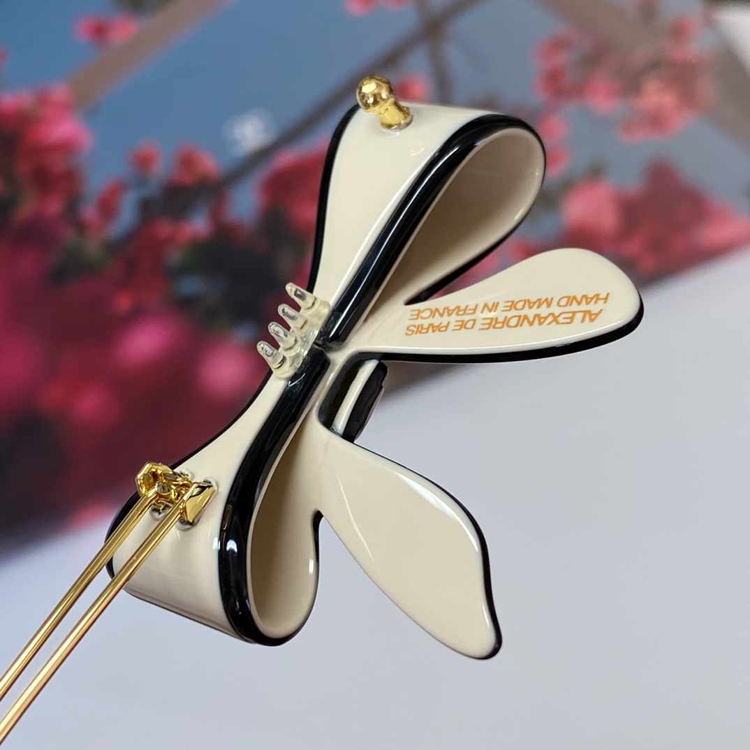 “Diana Series: High-Quality, Detailed, and Timeless Horse-Inspired Products” - 图片 7