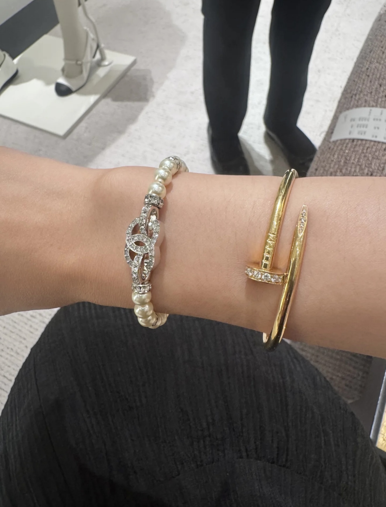 NO:634624,When showing off your hands in summer, you must arrange a pair of high-end Cartier jewelry19860909夏天露手的时候必须要安排一条,,卡迪亚高端饰品,Jewelry