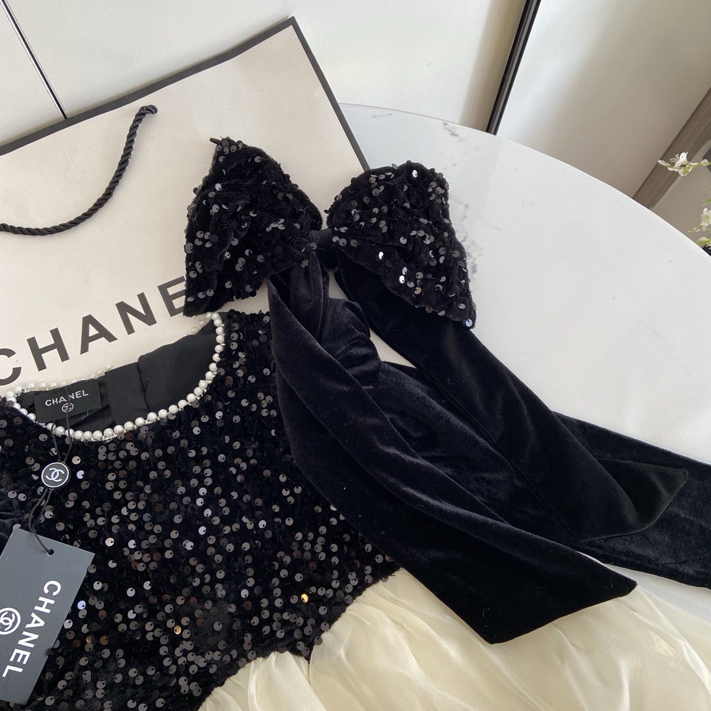 High-End HANEL/Channel Girls’ Sentimental Dress with Butterfly Sleeve Slit - 图片 9