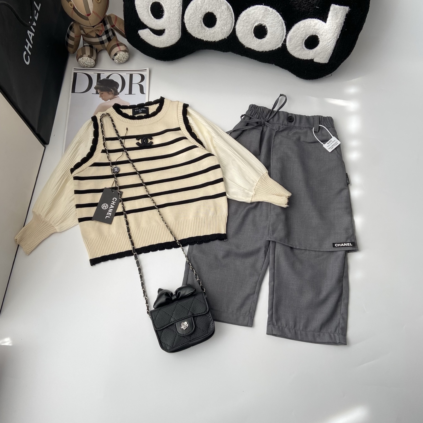 【Camisa agente @68】 【Pantalones agente @95】 【Conjunto completo agente @138】 Sin menos, fotos reales exclusivas 💗 CHANE…