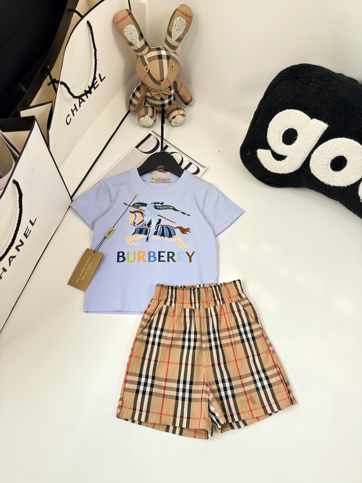 Sin menos @88 disparo exclusivo 💗Burberry/burberry algodón puro cómoda parte superior + pantalones cortos de cuadros 2…