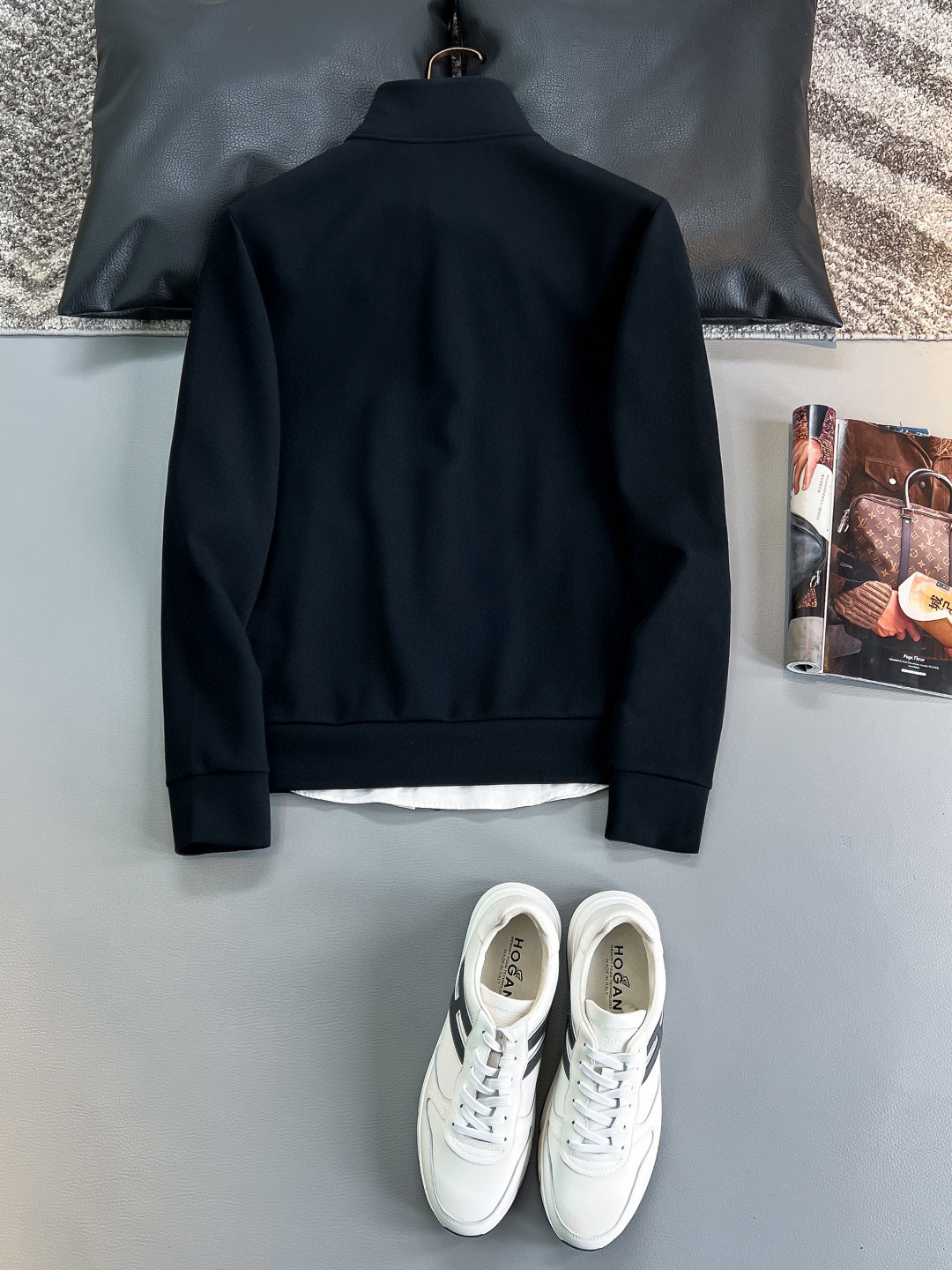  芬迪 2025早秋新款新款男士拉链卫衣套装卫裤、商务休闲款！！重在面料！婴儿肌肤般的柔滑！！客供定织料