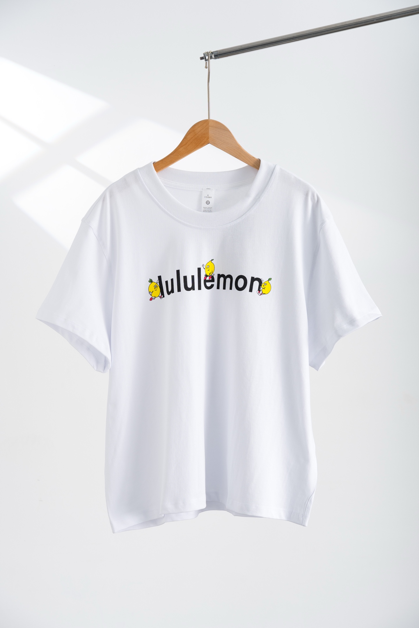 Lululemon t-shirt everyday white yoga