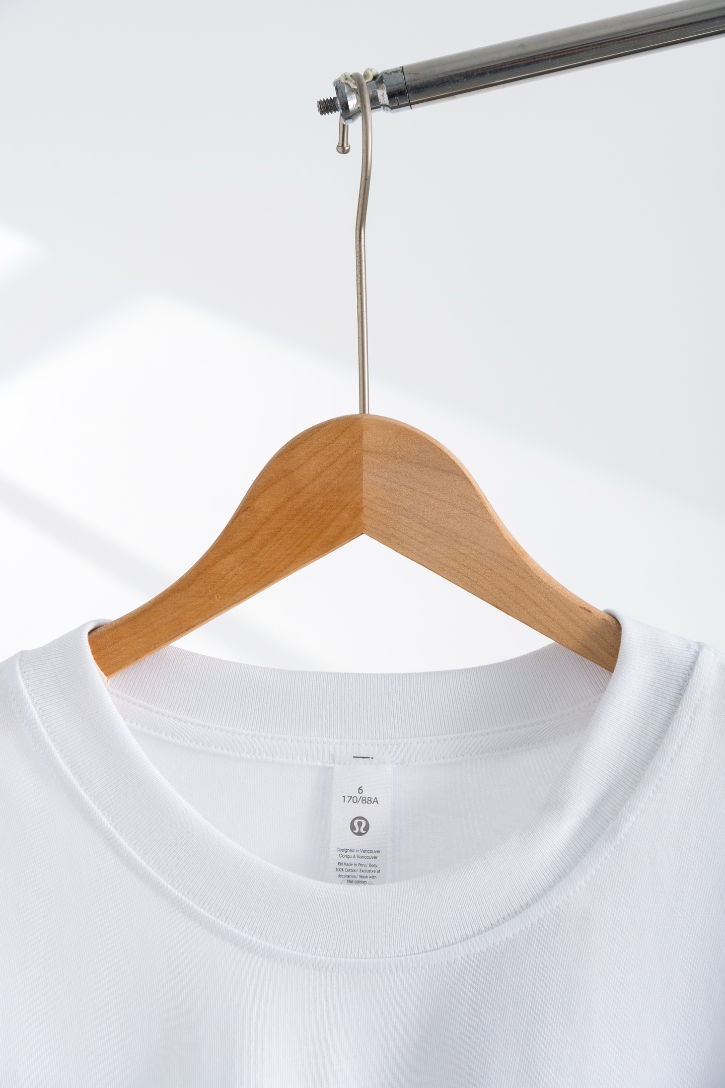 Lululemon t-shirt everyday white yoga