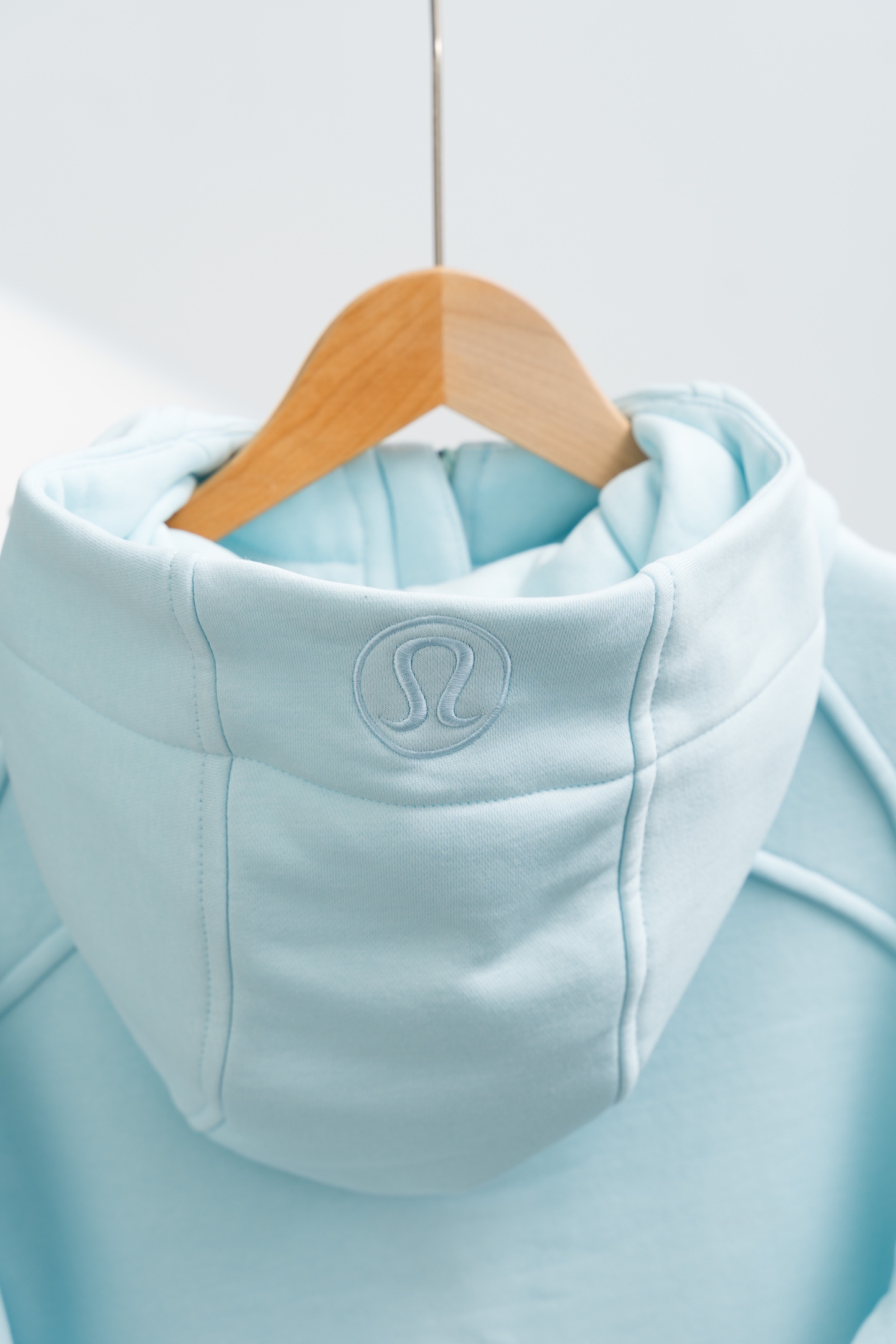 Lululemon Scuba jacket lounge light blue yoga