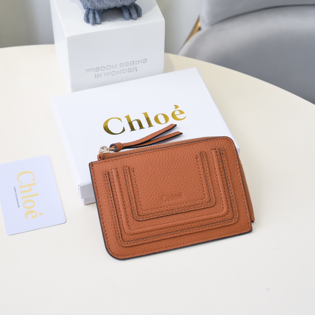 Chloe Marcie Purse: Retro-Gold Style, High Quality, Size 13 x 9.5 - 图片 3