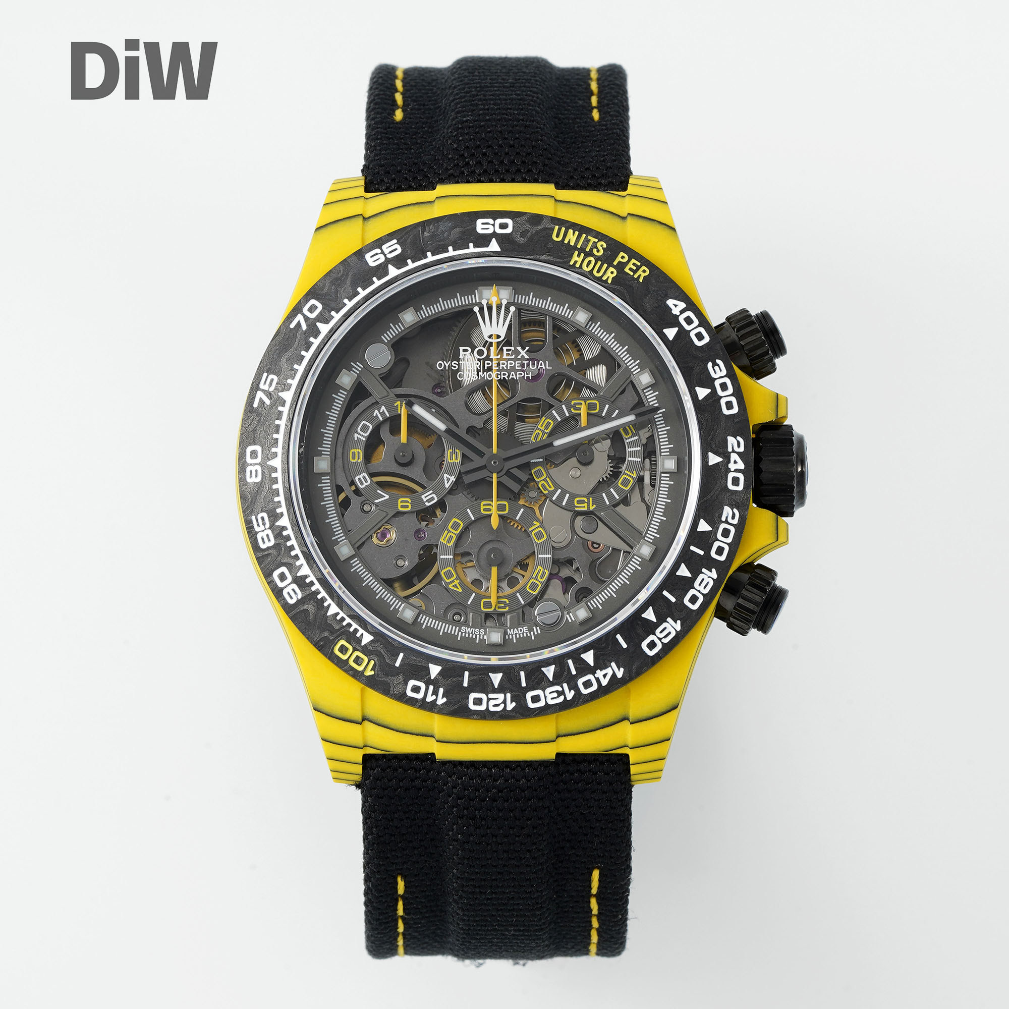 NO:764844,Diw Bumblebee's high-end modified hollow carbon fiber Daytona is the lightweight Daytona that best shows off the track genes so far. The entire case, including the bottom cover, is made of high-composite carbon fiber and luminous powder. The entire watch weighs 47g. The modified fully disassembled dial is matched with cal. New hollow movement, avant-garde hollow dial design, allowing you to see the gears turning!  Very cool.,19860909Diw 大黄蜂高端改装镂空碳纤维迪通拿 迄今为止最能展现赛道基因的轻量化迪通拿,整个壳套包括底盖均采用高复合碳纤维和夜光粉所打造,整表重量47g. 改装全拆卸表盘搭配cal. 新款镂空机芯, 前卫镂空表盘设计,让你看得见的齿轮转动！酷炫十足.,,Watch