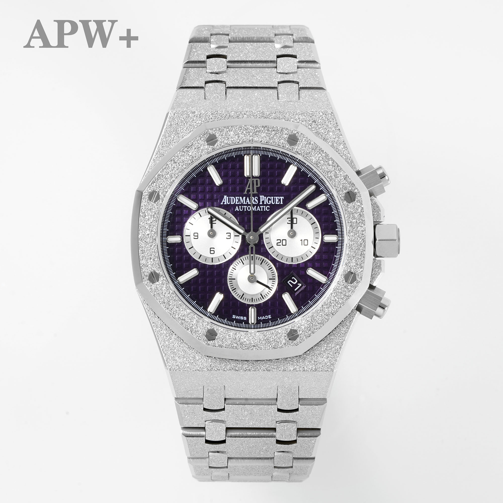 NO:715019,The big one is coming!  !  !  AW+ (Steel King)'s exclusive thickness is consistent with the original version - Audemars Piguet 263310R Royal Oak multifunctional chronograph mechanical watch 41MMI market exclusive all-in-one machine Feature 1: Exclusively developed functions of the movement are all aligned with the original 3-digit scoring and 6-digit small chronograph Feature 2: The distance between the three eyes from the central axis is completely aligned with the original version) Feature 3 The thickness is exactly the same as the original version at 11mm!  !  !  Features 4. Power reserve 42 hours. The Dandong Peacock movement is very stable!  !  !  Feature 5: The structure of the case and strap is consistent with the original, and the assembly method is the same as the original. The mirror is made of sapphire double-sided high-transmittance glass mirror like the original. When compared with the original at the same angle, it maintains the same transparency, brightness, and consistent anti-glare effect! The case is made of stainless steel, molded with original data, and top-level polished. Both the texture and texture are close to the original. After brushing and partial polishing, it flickers to show a delicate and tough unique temperament!  All functions are restored one to one, the distance between the three eyes, the thickness of the movement, completely matched to the original version, audemars19860909重磅来袭！！！AW+（钢王)独家厚度与原装一致版本一爱彼263310R皇家橡树 多功能计时机械腕表41MMI市场独家一体机  特点1:机芯独家研发功能全部对版原装3位计分6位小位计时 特点2:三眼距离中心轴完全对版原装) 特点3厚度和原版完全一致做到 11mm！！！ 特点4动力存储42小时 丹东孔雀机芯非常稳定！！！ 特点5:表壳表带结构跟足原装正品,装配方式原装一致,镜面和正品一样采用的是蓝宝石双面高透玻璃镜面,和正品放在同一下角度对比,保持一样的通透明亮度,一致的防炫光效果!表壳精钢材质,采用原装数据开模,顶级打磨,不管是纹路还是质感都接近原装,通过拉丝和部分抛光打磨处理之后,忽明忽暗展现出精致而硬气的独特气质! 功能一比一全部还原 三眼距离 机芯厚度 完全对版原装,,audemars,Watch