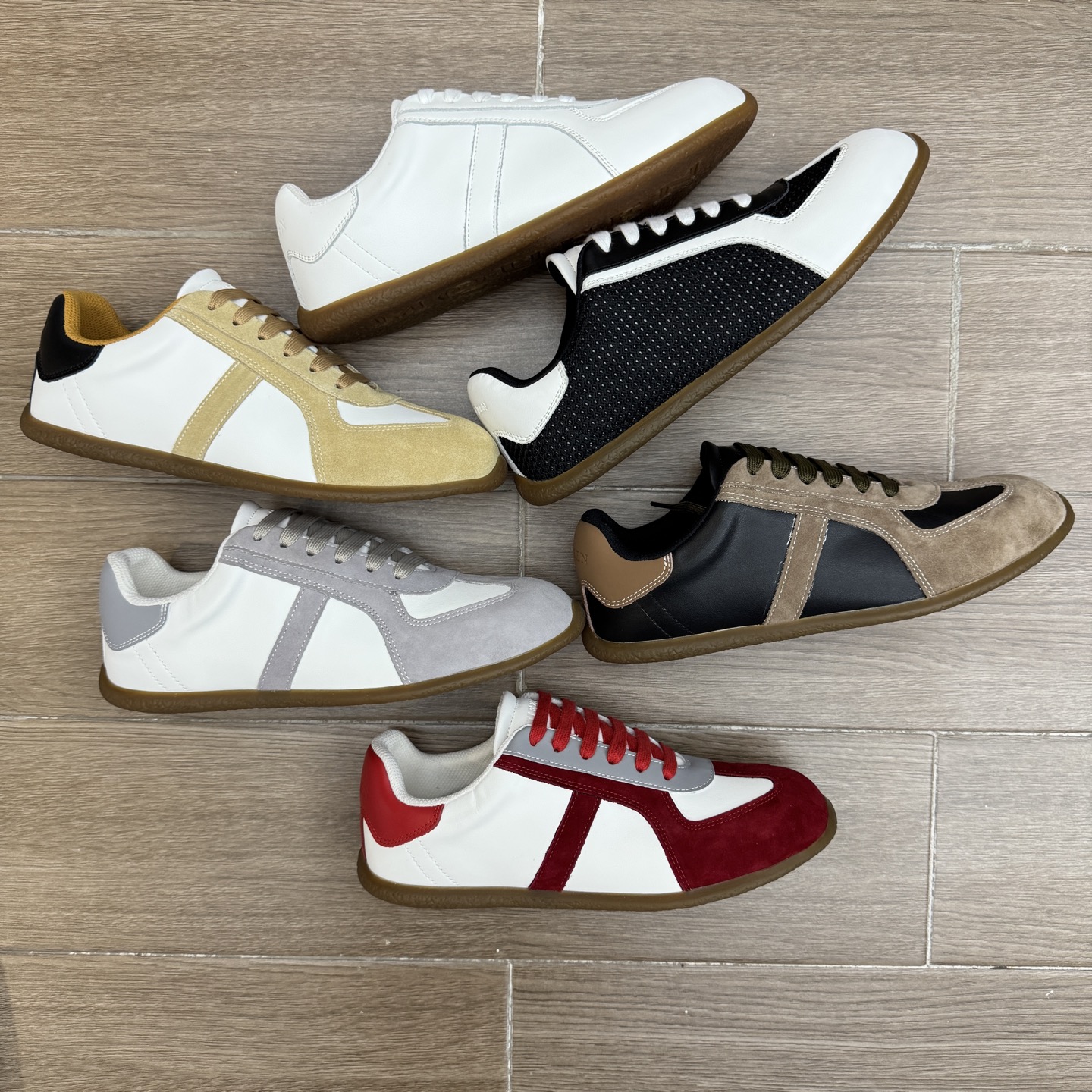 Alexander McQueen Two-Tone Suede Taper Trainer 