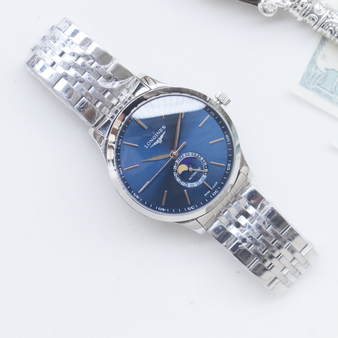Longines Master Collection Moonphase silver case bezel and bracelet, white dial 40mm Men's Automatic