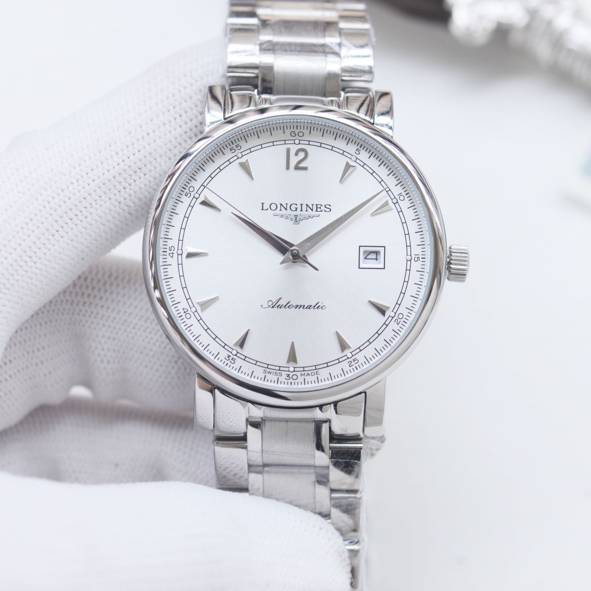 Longines Master Collection silver case, silver bezel, white dial, silver bracelet 38.5mm Men's Automatic